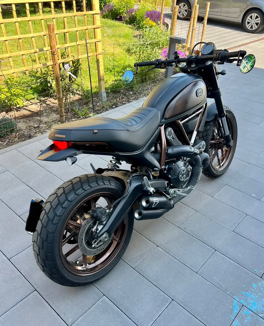 Ducati Scrambler Limited Edition - 800 Italia Independent (Dark S.) - 1