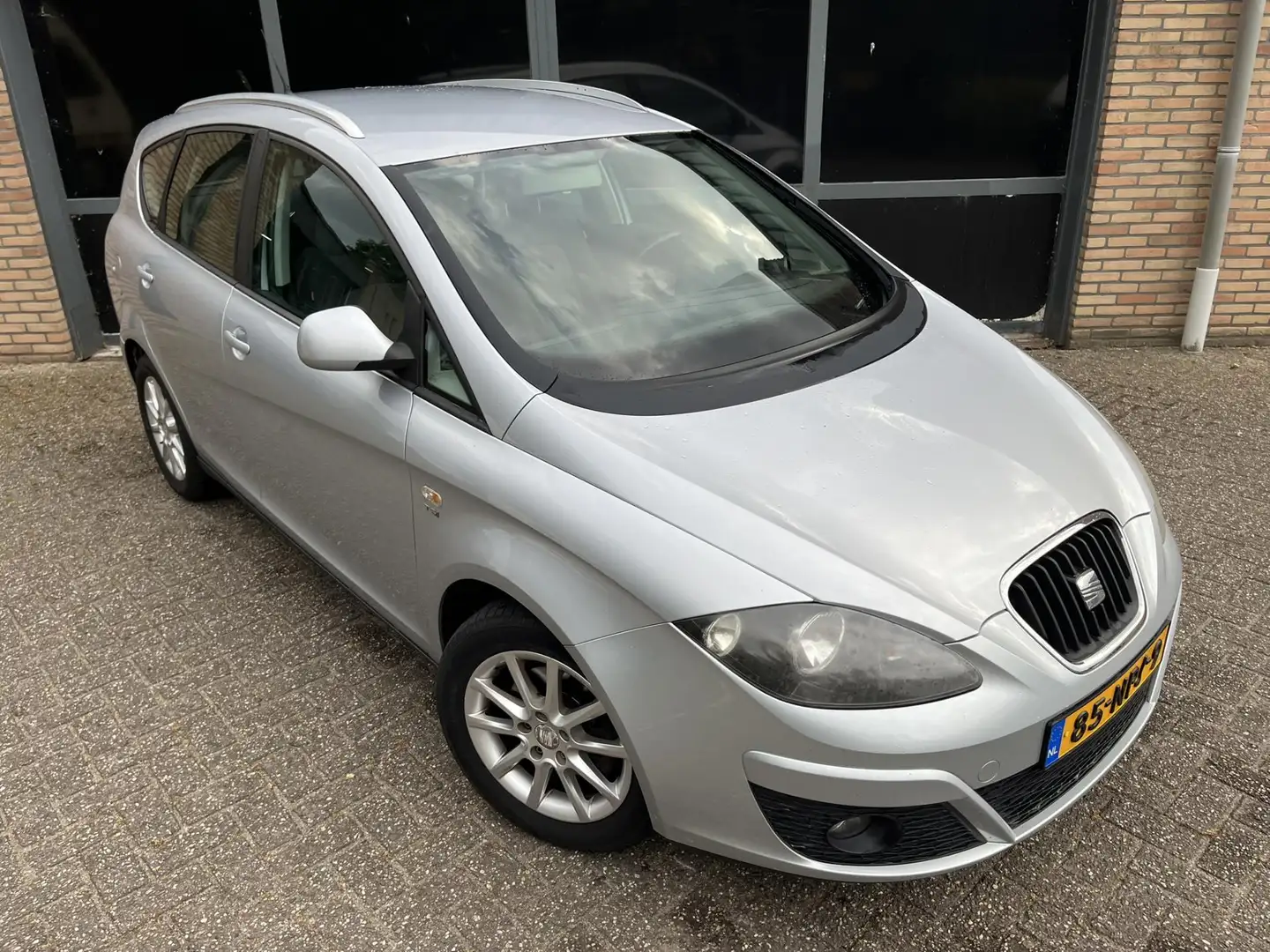 SEAT Altea XL 1.2 TSI Style Šedá - 2
