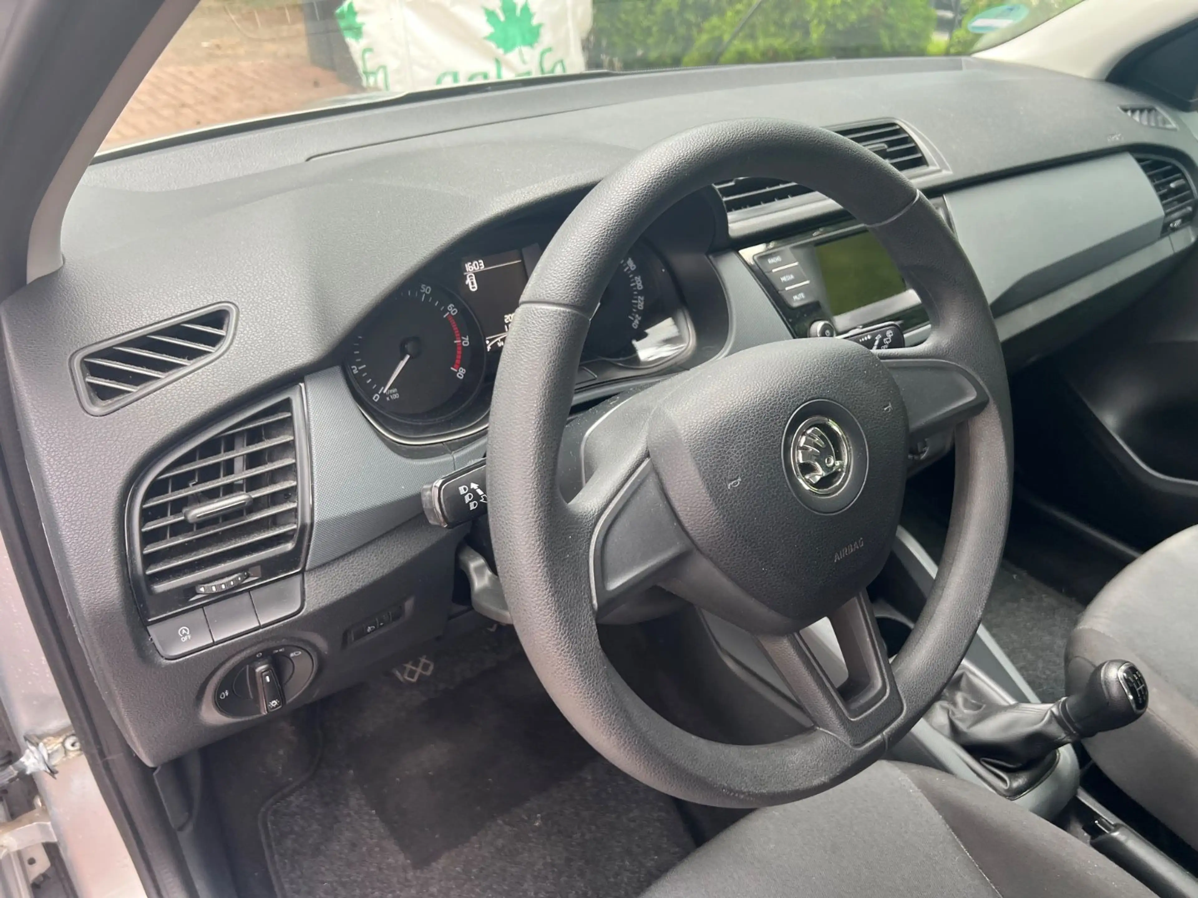 Skoda Fabia Active — photo 10