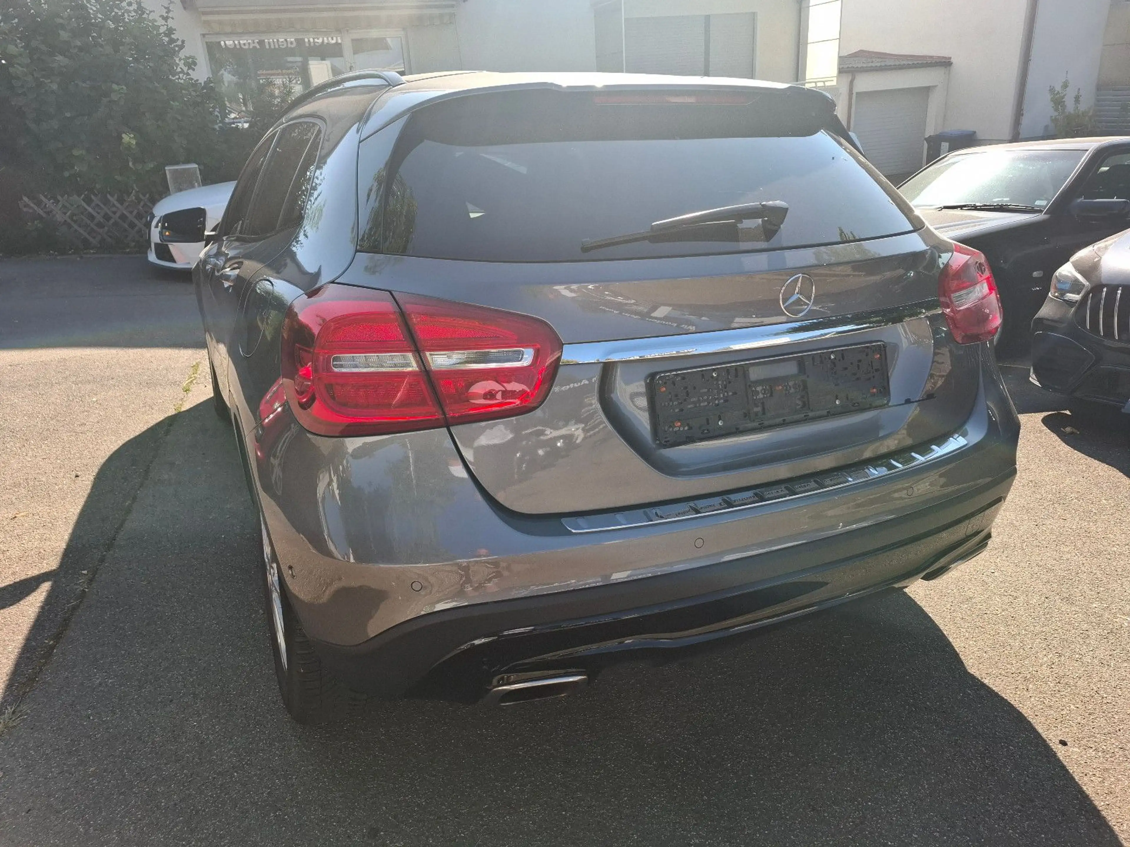 Mercedes-Benz GLA 200 GLA GLA 200 Automatikgetriebe* — photo 9