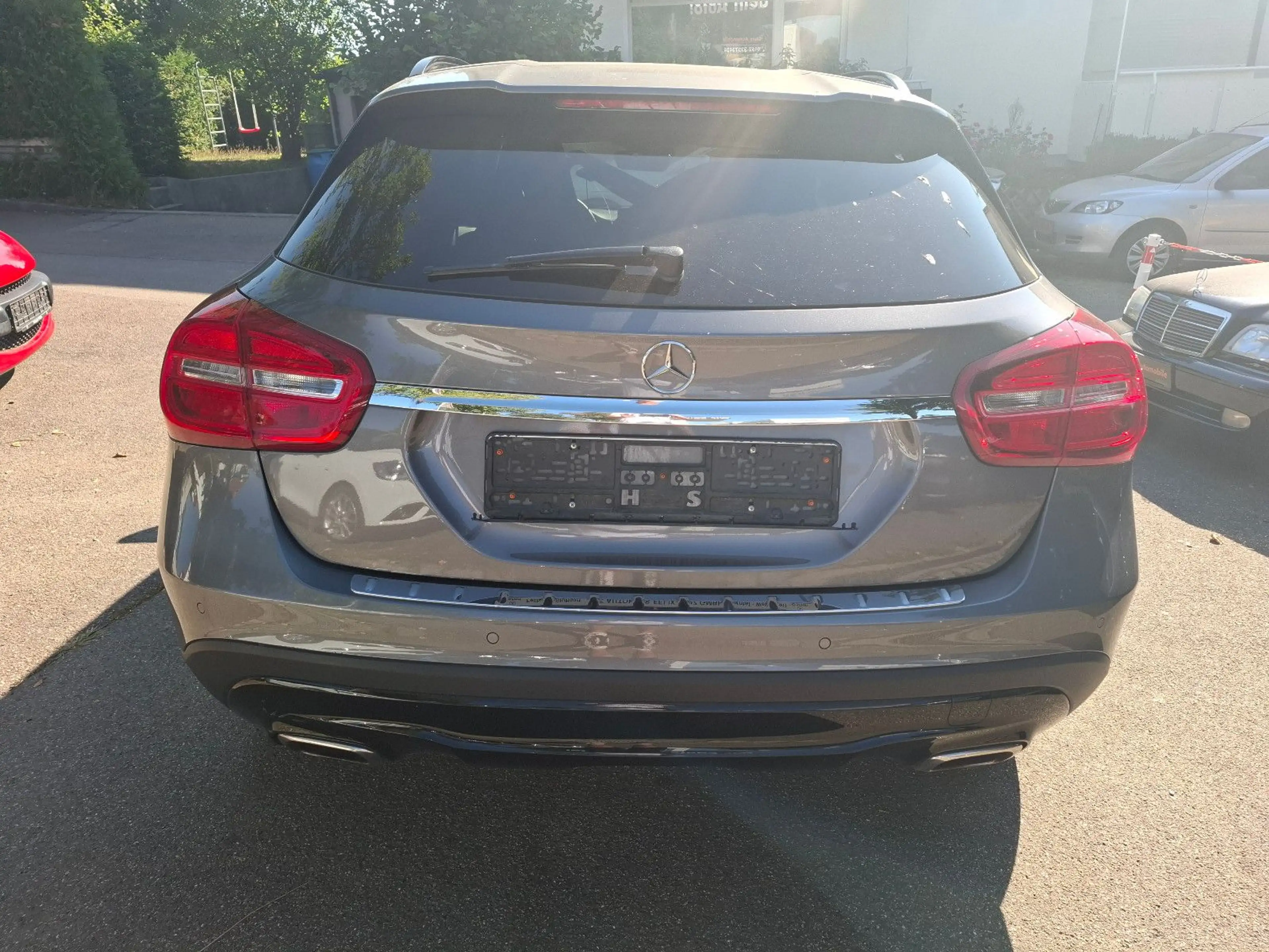 Mercedes-Benz GLA 200 GLA GLA 200 Automatikgetriebe* — photo 8