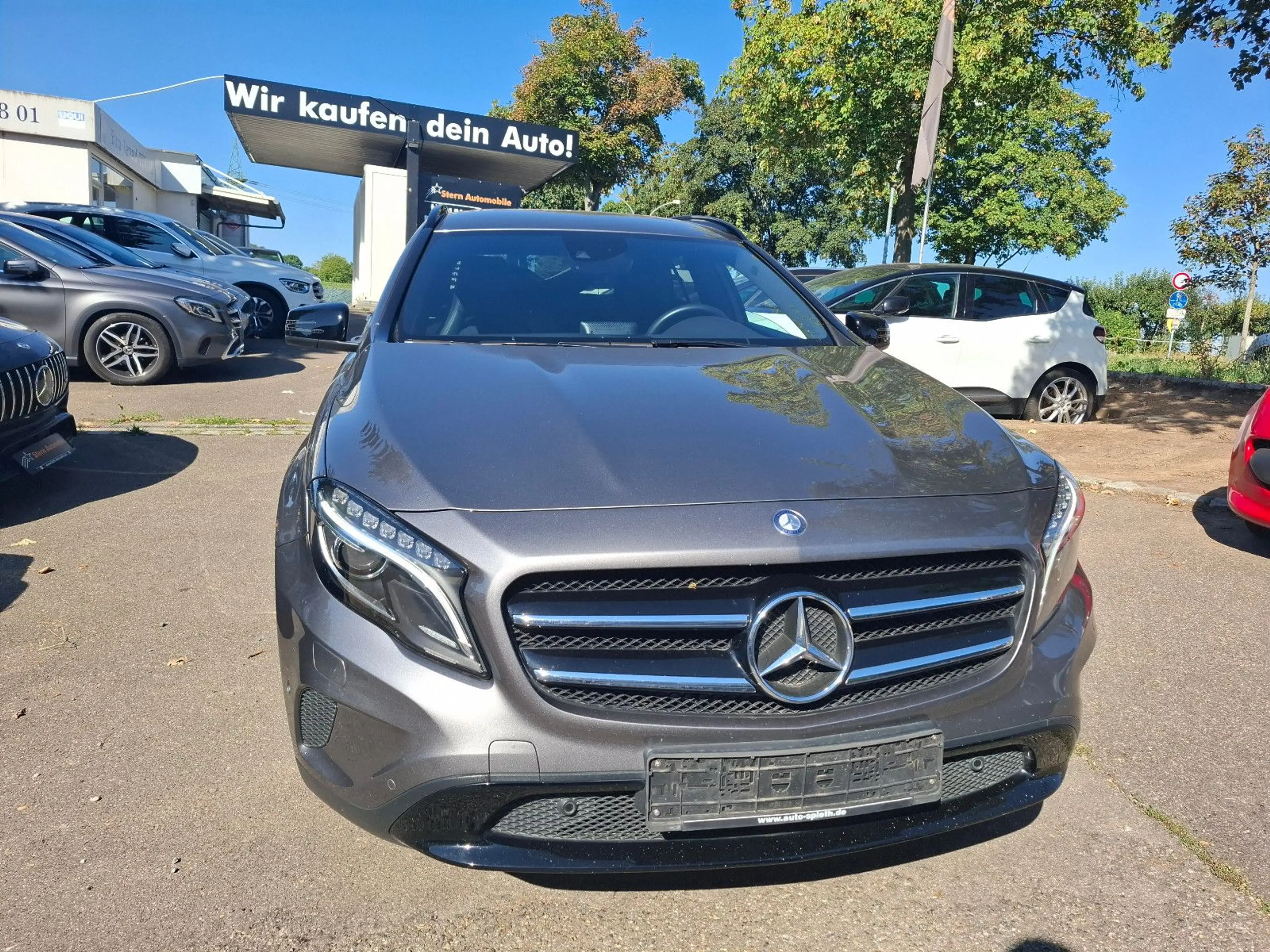Mercedes-Benz GLA 200 GLA GLA 200 Automatikgetriebe* — photo 2