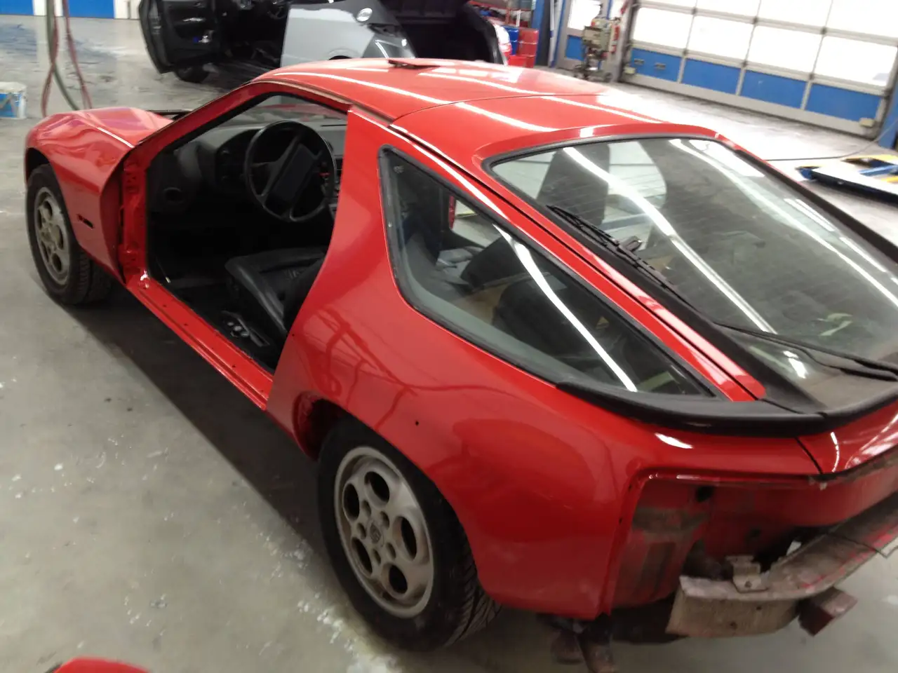 Porsche 928S, foto 12