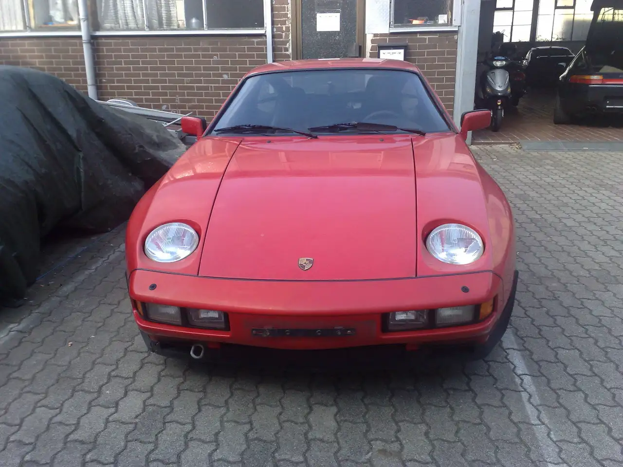 Porsche 928S, foto 5