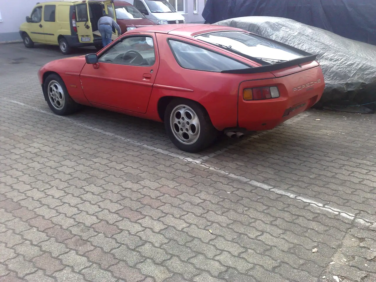 Porsche 928S, foto 3