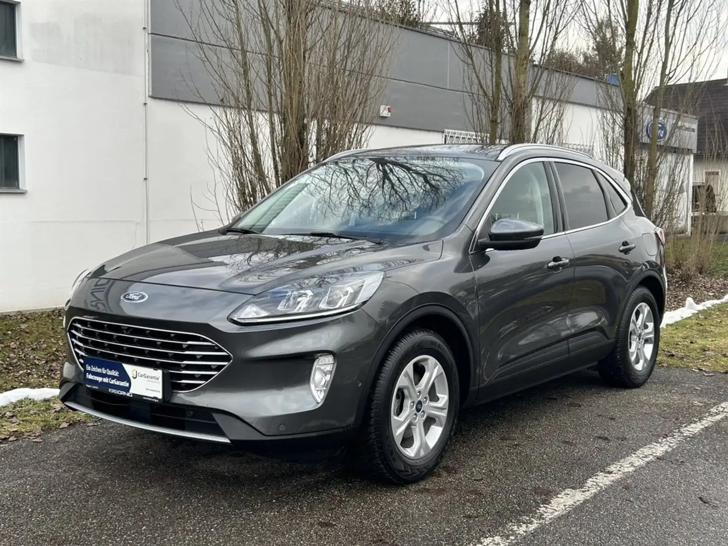 Ford Kuga TITANIUM 1.5TDCI 120PS Auto. Ford Kuga Titanium 1.5 Diesel 120PS A8

* gepflegter Zustand
* Winterpaket (Sitz-/Lenkrad Grau - 1