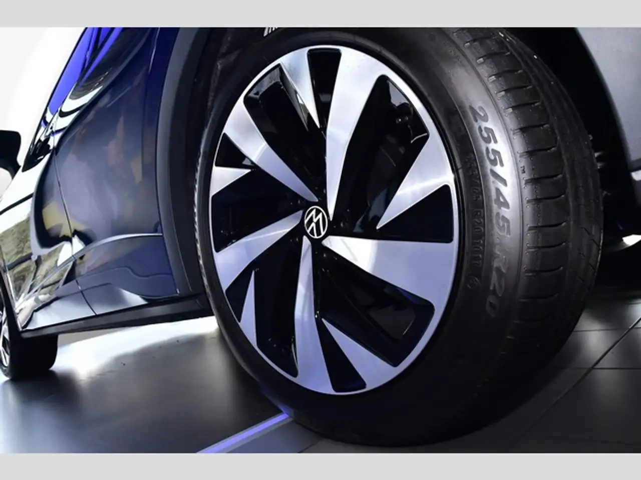 Volkswagen ID.5 Pro 128 kW (174 PS) 77 kWh 1-Gang-Automatik P 5