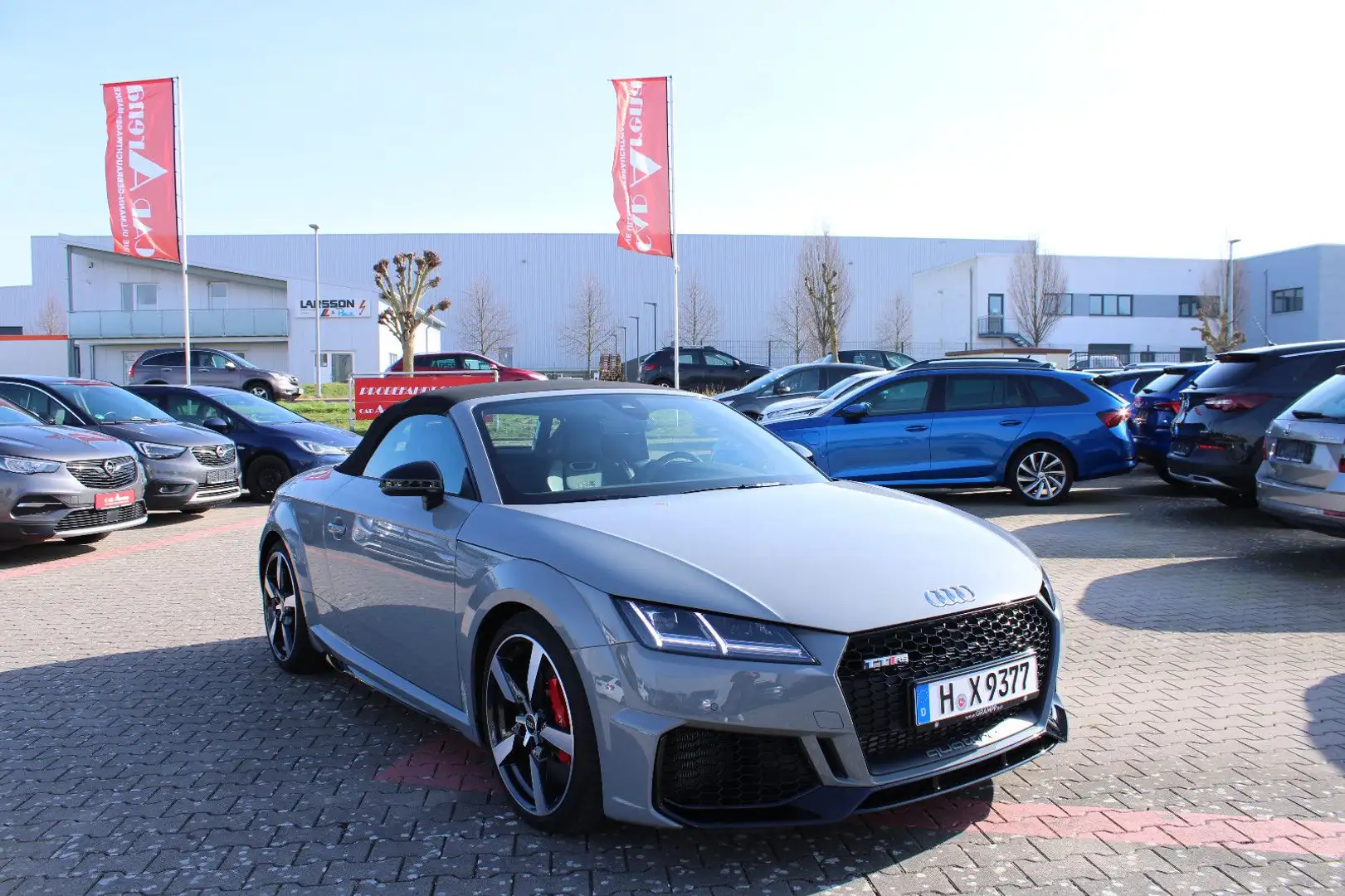 Audi TT RS 2,5 TFSI Roadstar*Garantie bis 2027*Leder uvm... Šedá - 1