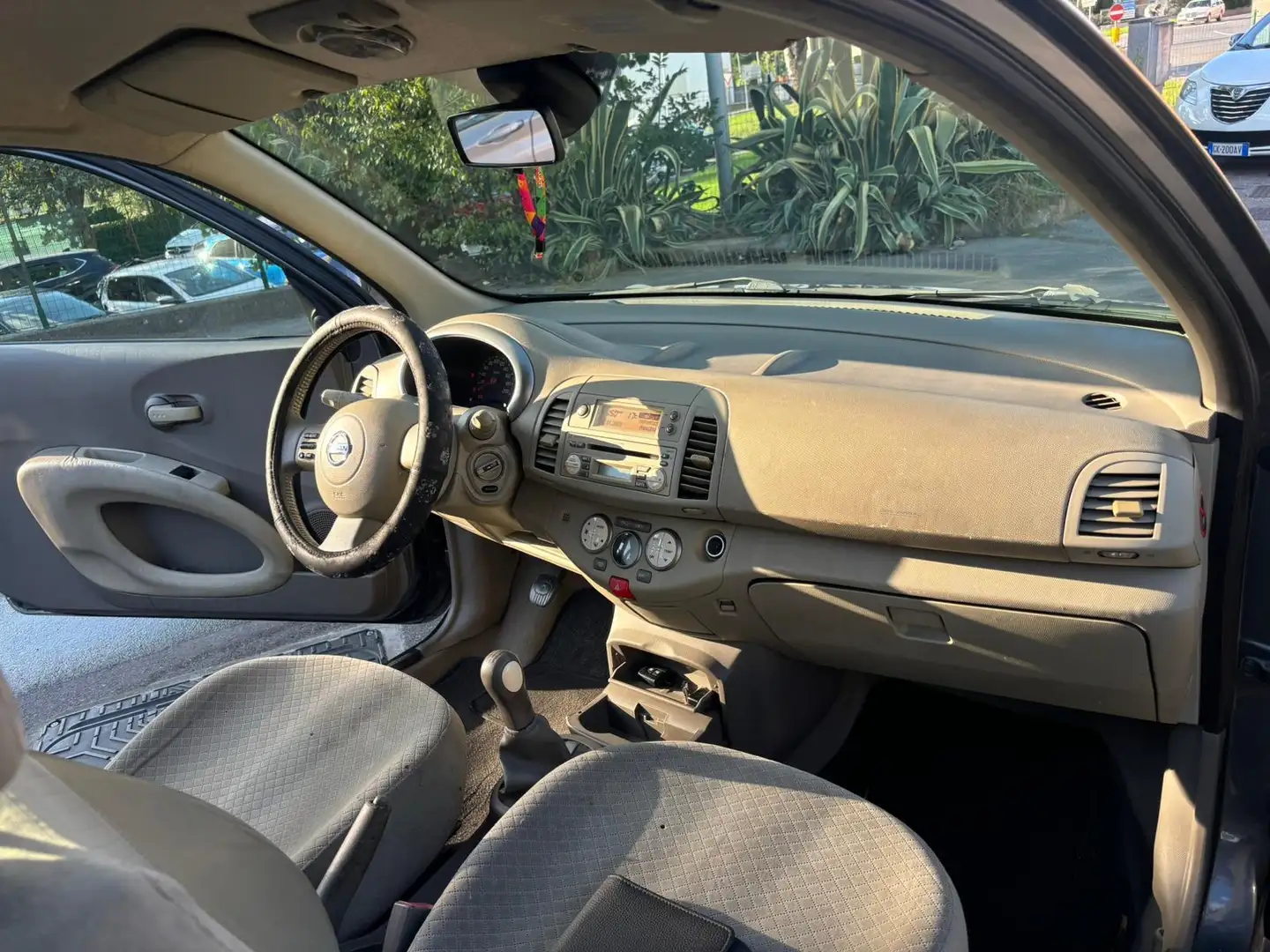 Nissan Micra Micra III 20033p 1.5d Tekna 82cv Grau - 1