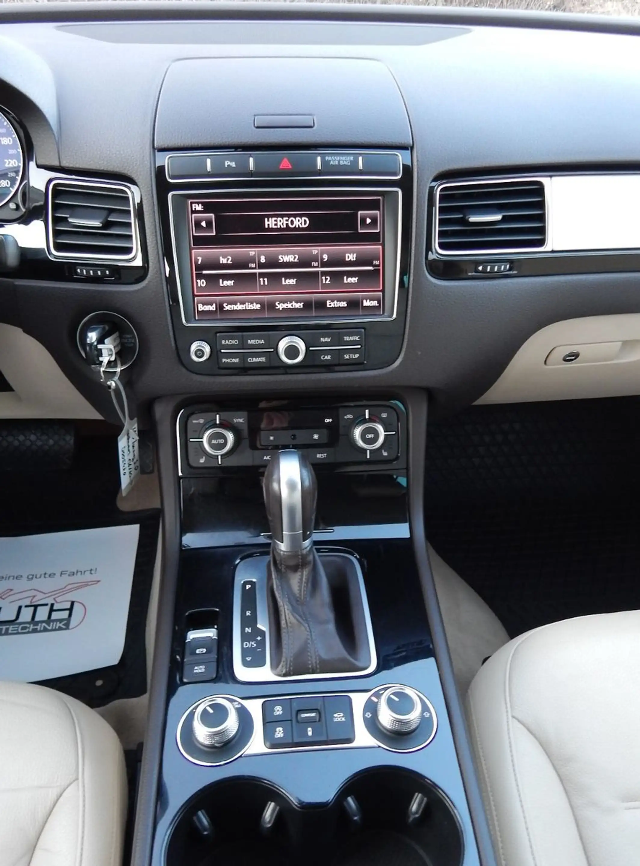 Volkswagen Touareg V6 TDI Terrain Tech~2.Hd~LEDER~LUFT~AHK — photo 13