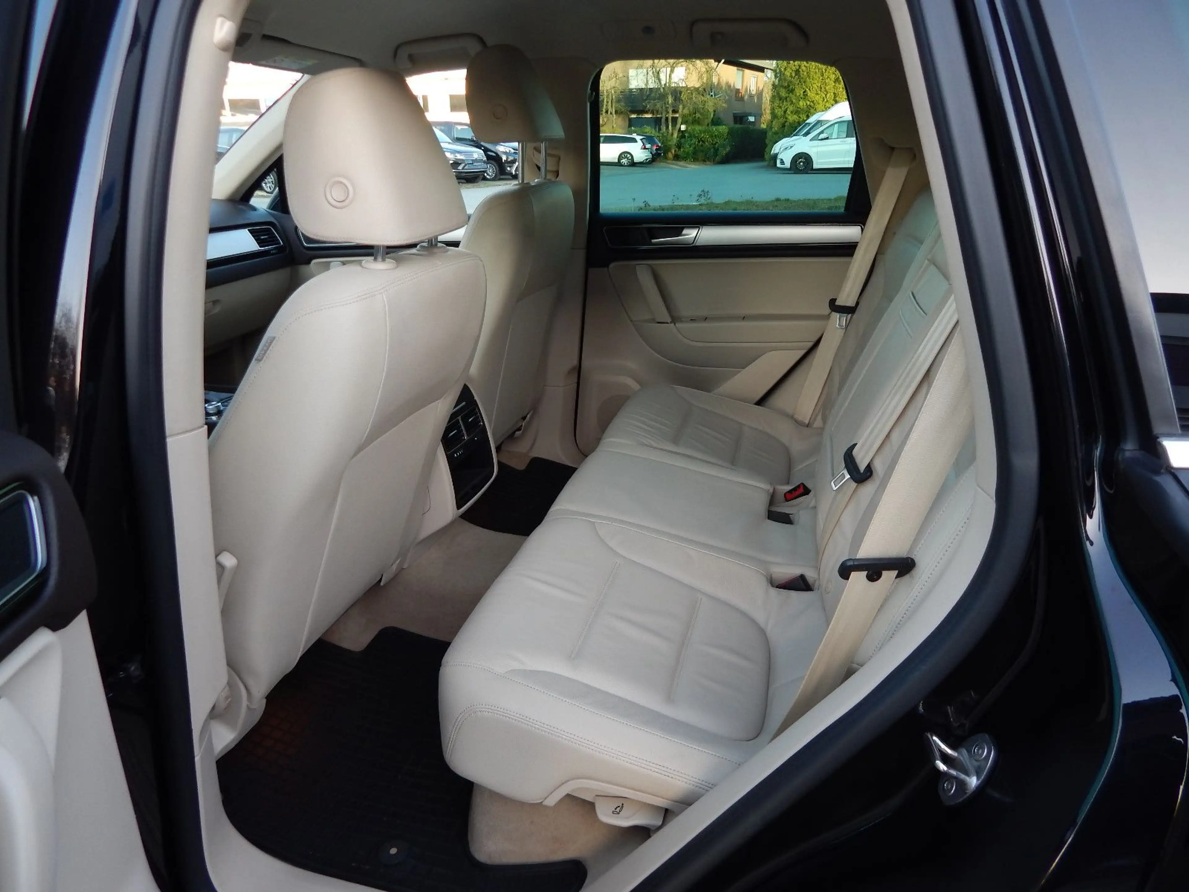 Volkswagen Touareg V6 TDI Terrain Tech~2.Hd~LEDER~LUFT~AHK — photo 16