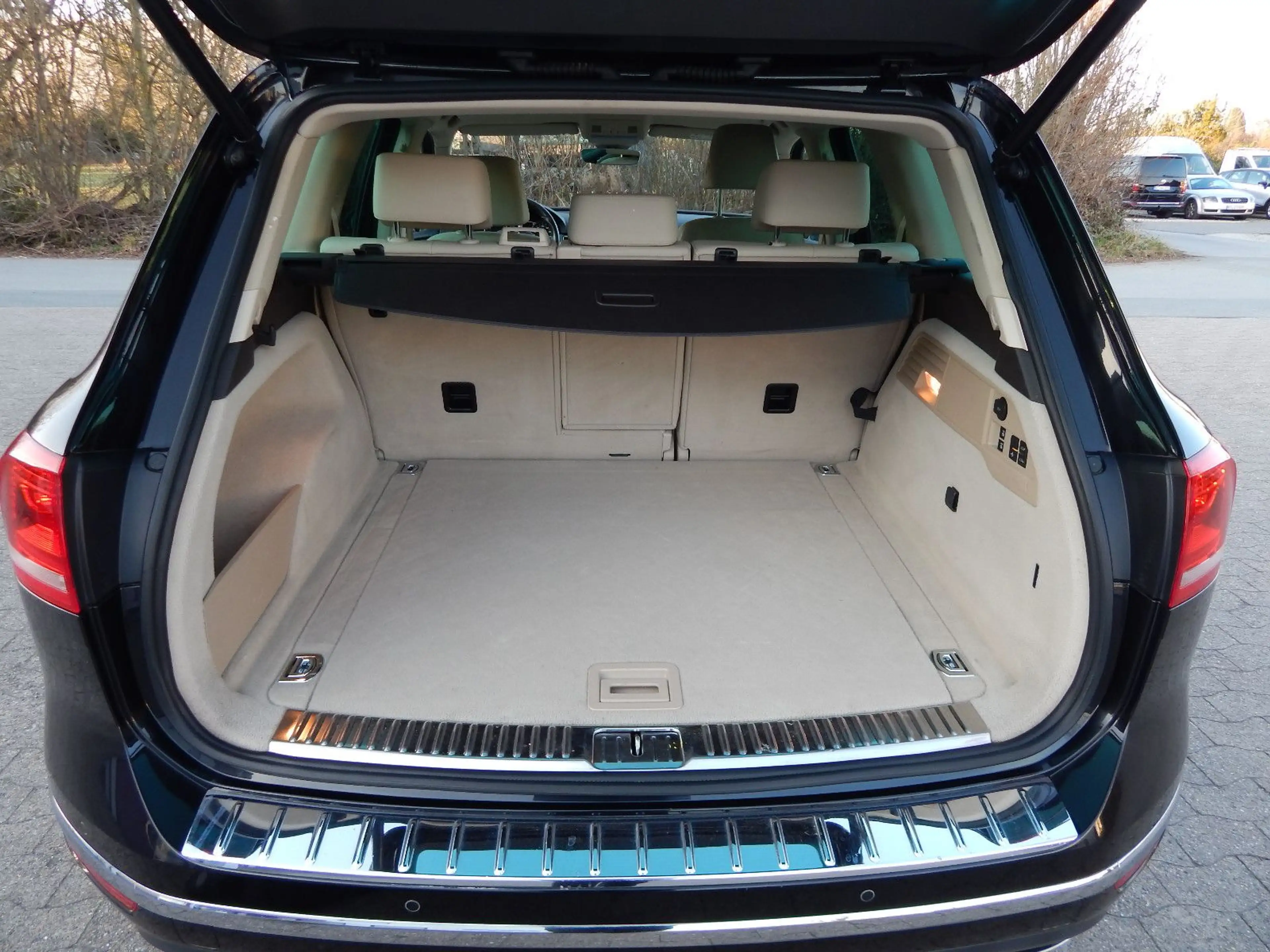 Volkswagen Touareg V6 TDI Terrain Tech~2.Hd~LEDER~LUFT~AHK — photo 20