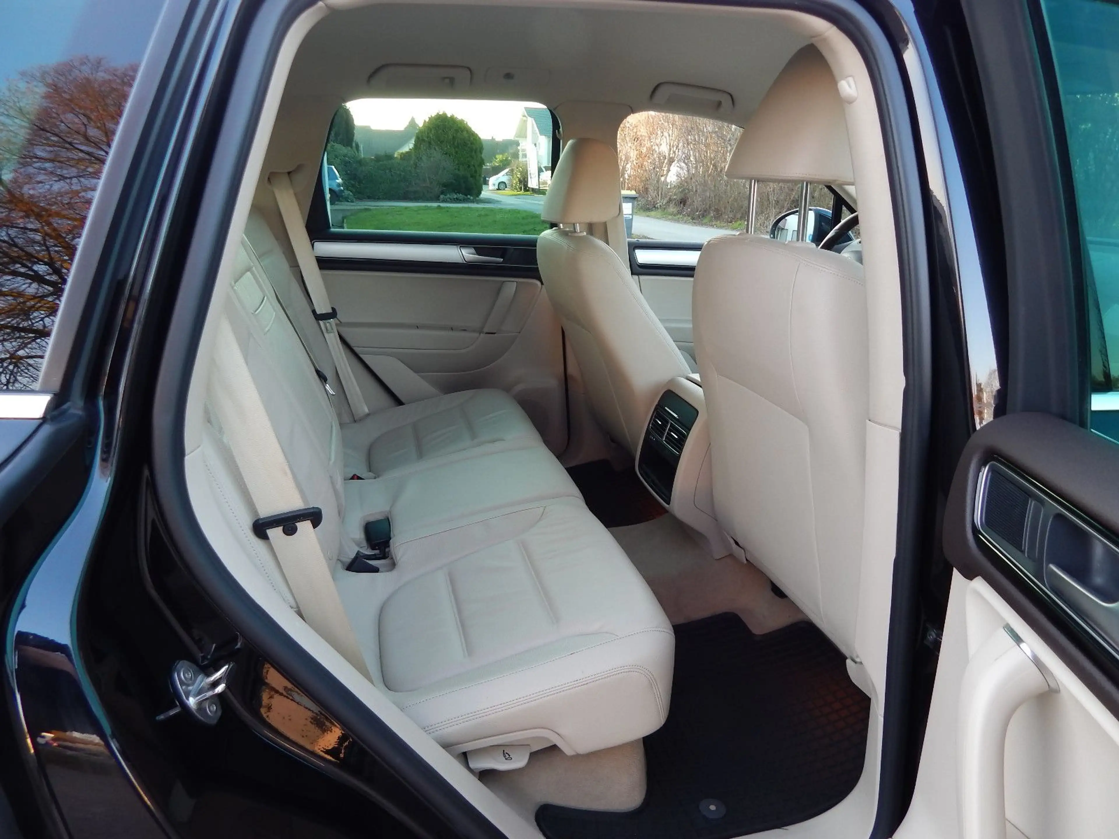 Volkswagen Touareg V6 TDI Terrain Tech~2.Hd~LEDER~LUFT~AHK — photo 17