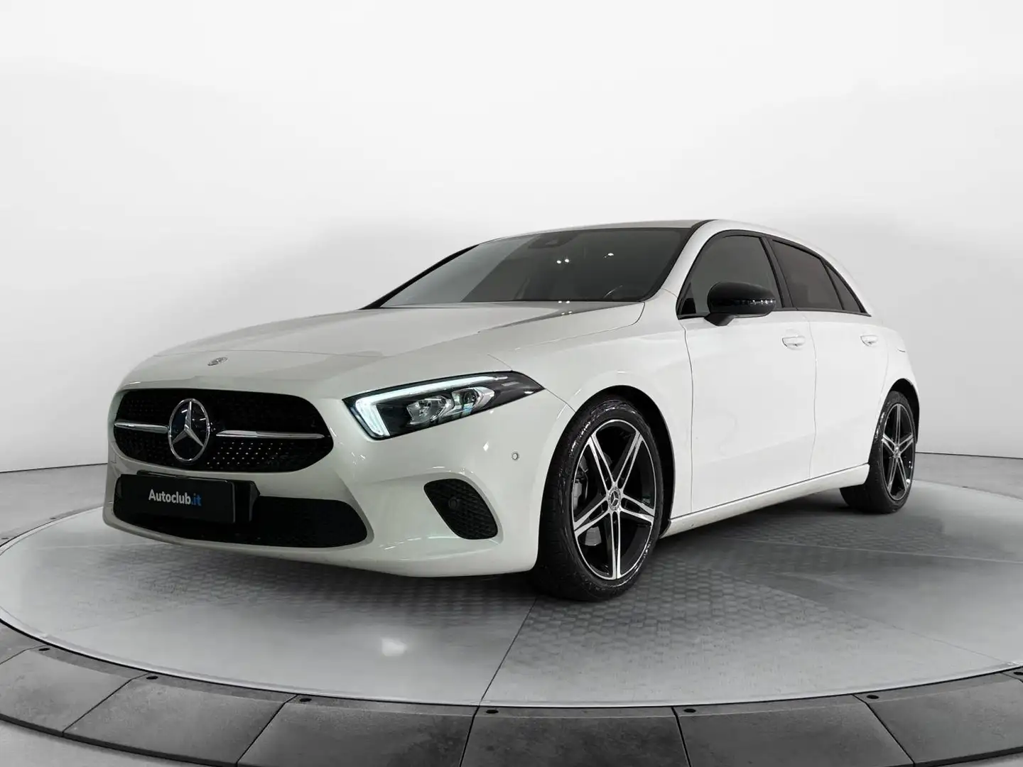 Mercedes-Benz A 180 A 180 d Sport Night edition Bianco - 1