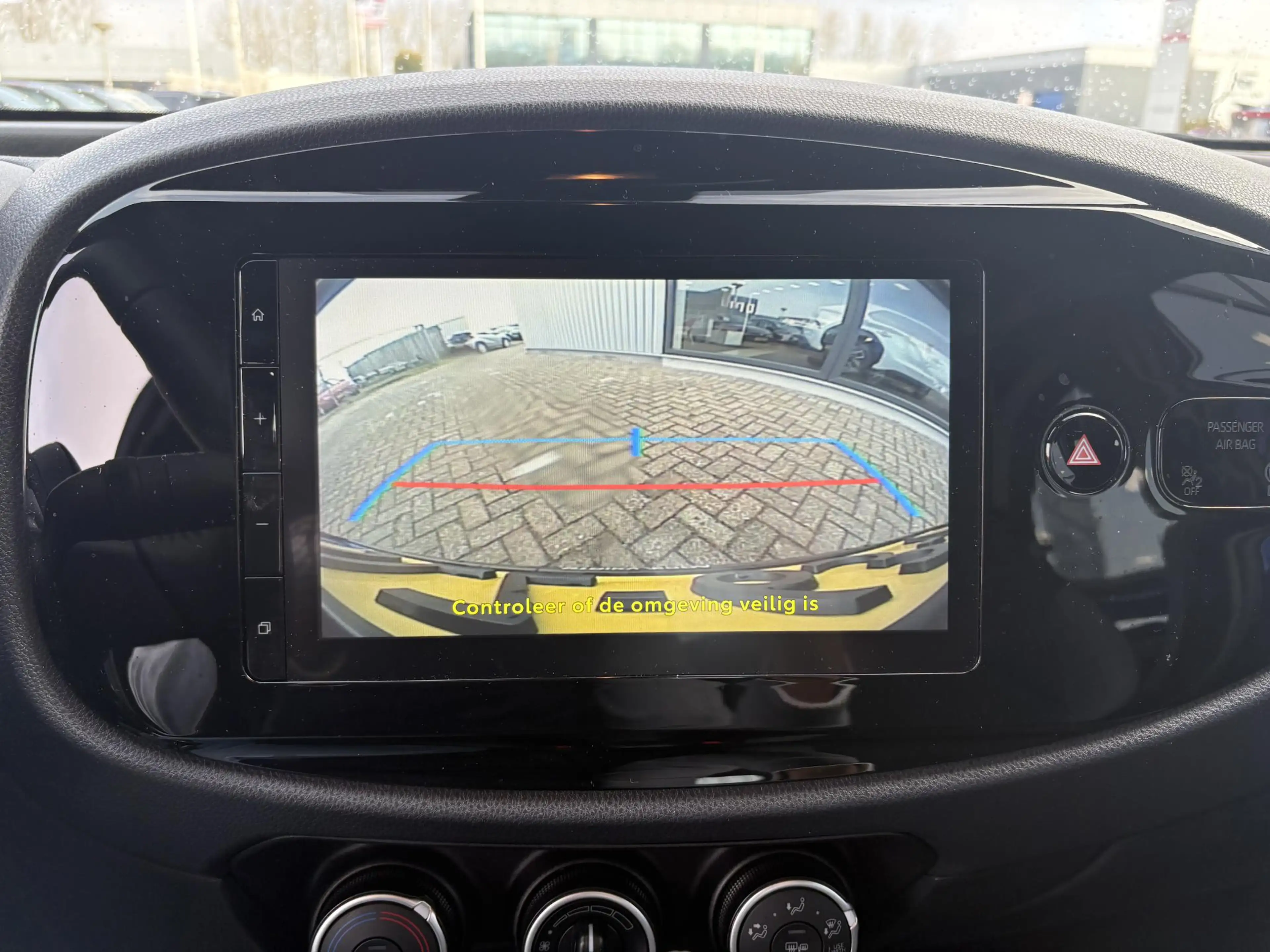 Toyota Aygo X 1.0 VVT-i MT Play uitleen voor Thomas — photo 15