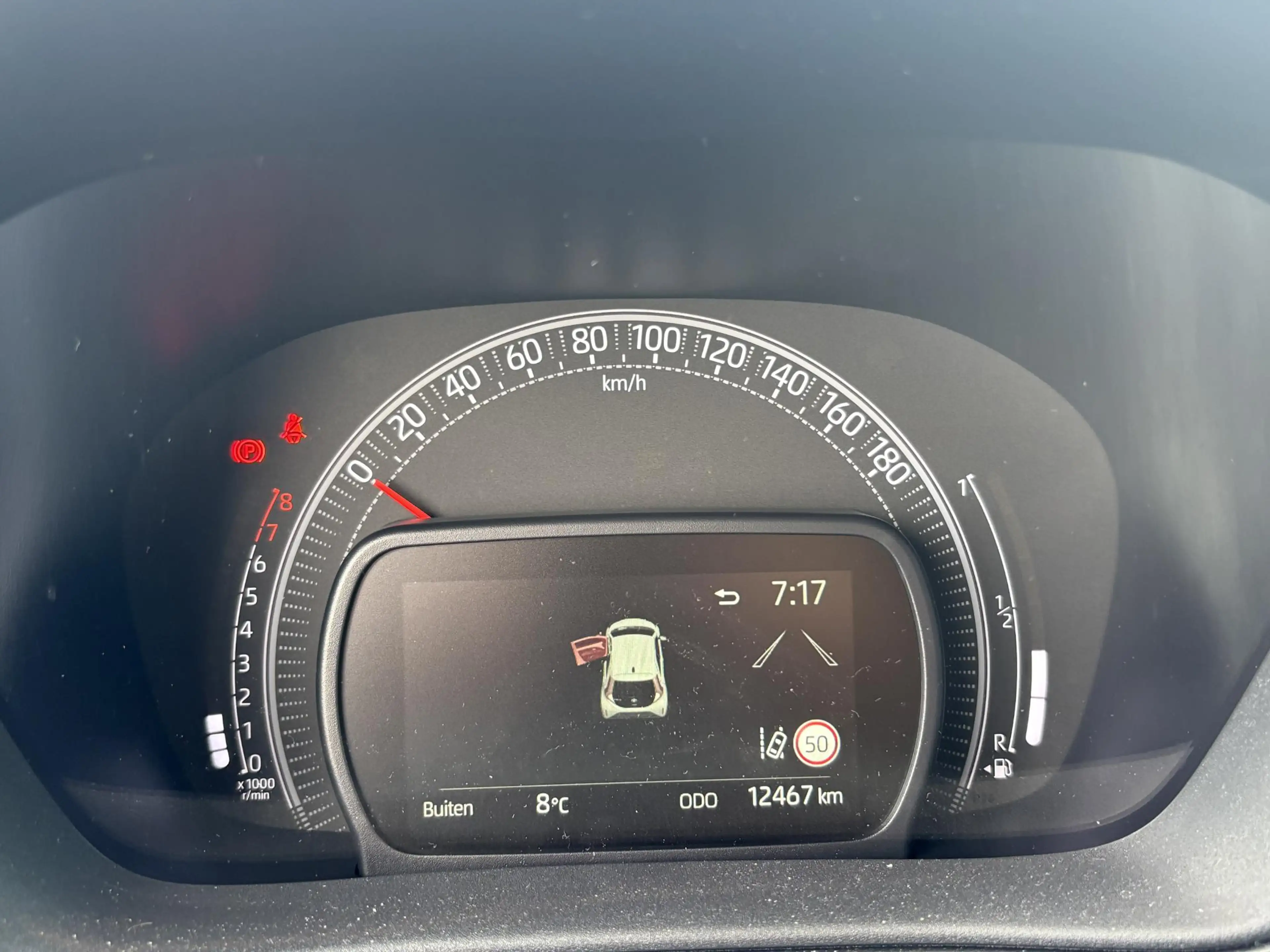 Toyota Aygo X 1.0 VVT-i MT Play uitleen voor Thomas — photo 11