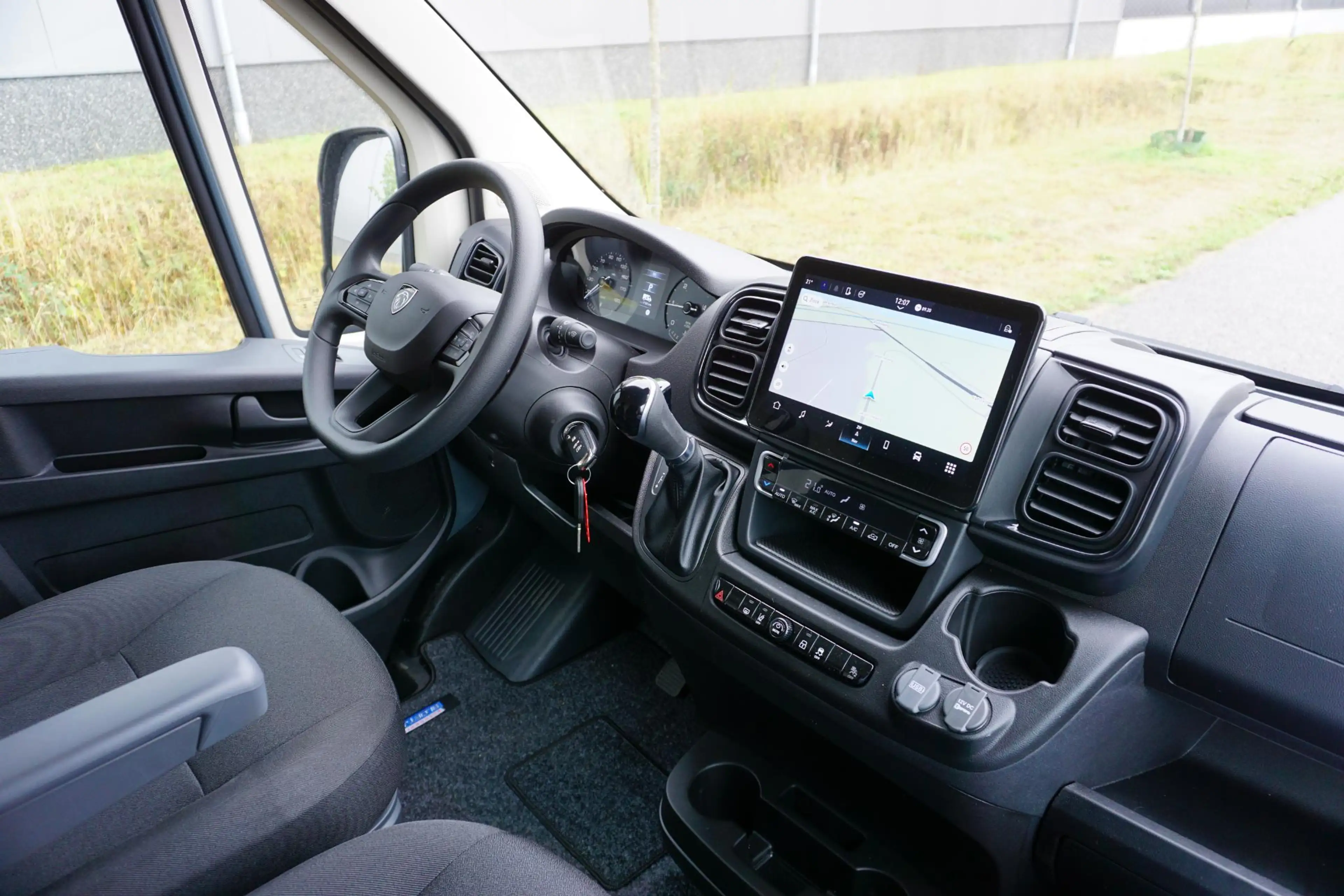 Peugeot Boxer 2.2 BlueHDi 180 L3H2 3.5t in Nieuwstaat |Automaat — photo 7