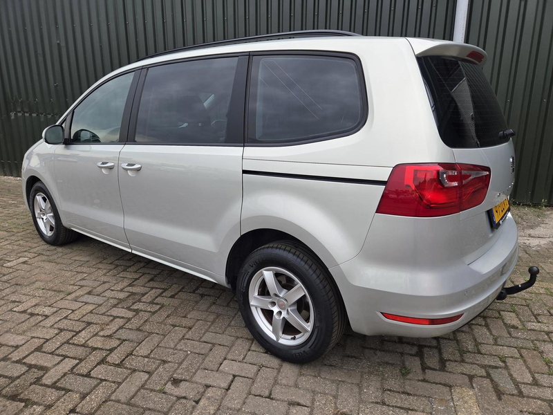 SEAT Alhambra 1.4 TSI Reference — photo 3