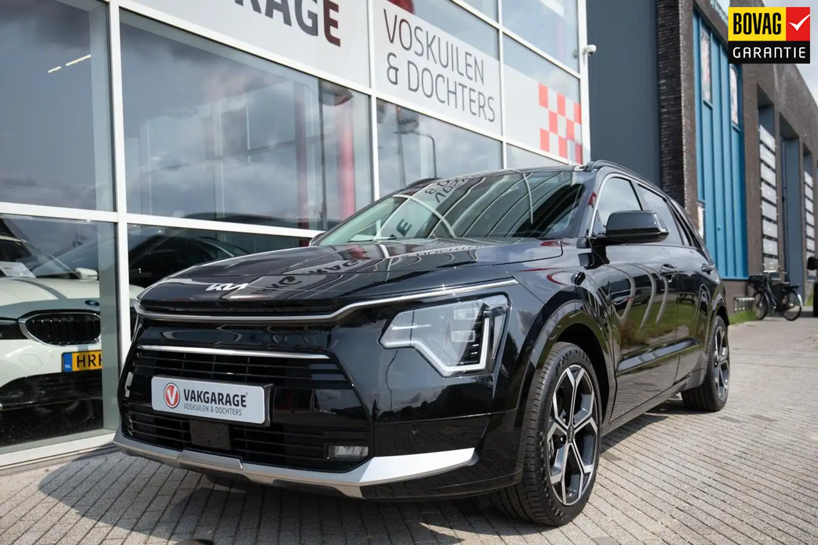 Kia Niro 1.6 GDi Hybrid ExecutiveLine Premium Zwart - 1