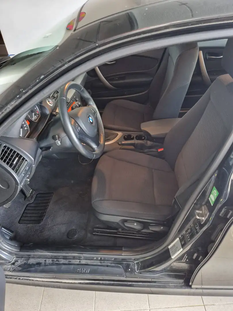 BMW 116 116i Schwarz - 2