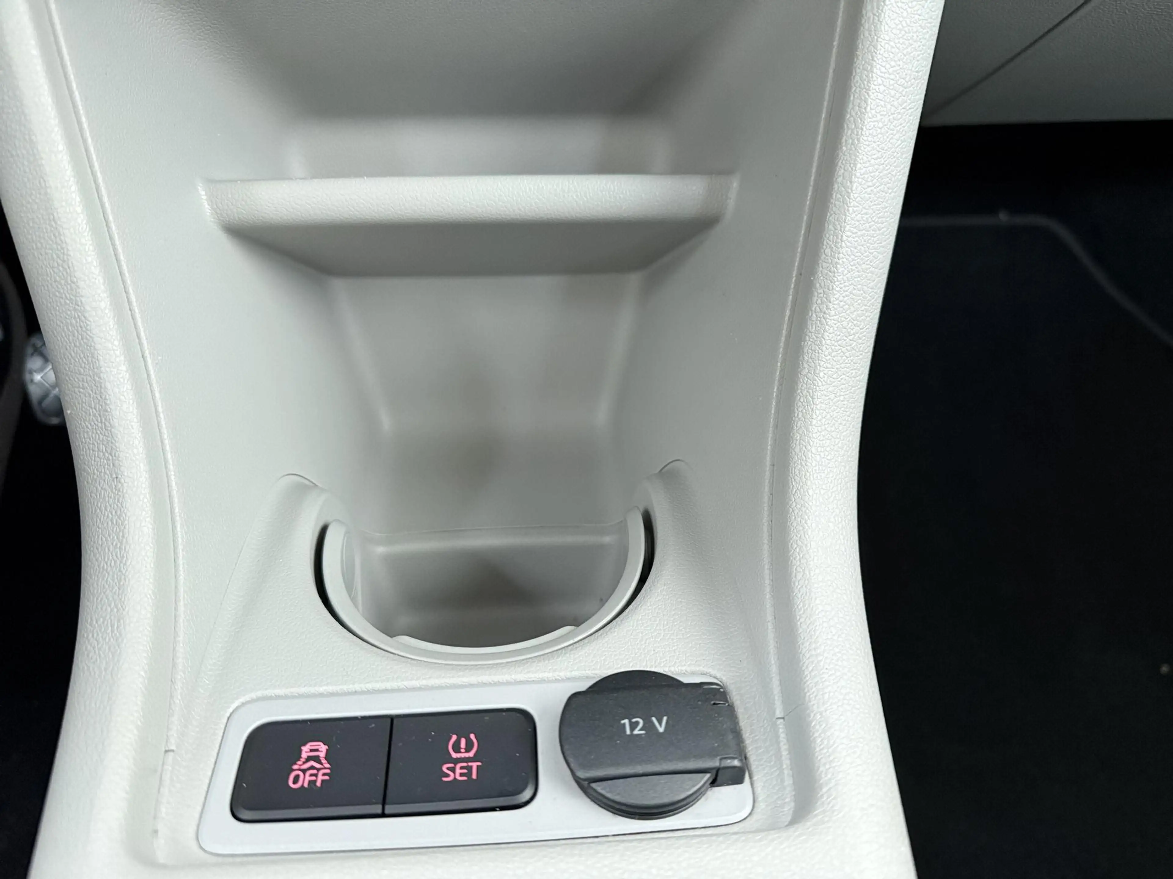 SEAT Mii 1.0 Style | Parkeerhulp | Stoelverwarming | Airco — photo 10