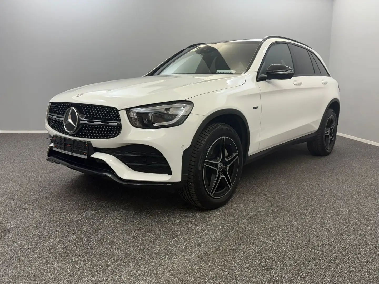 Mercedes-Benz GLC 300 de 4M AMG-LINE WIDE*ACC*PANO*AHK*BEAM Weiß - 1