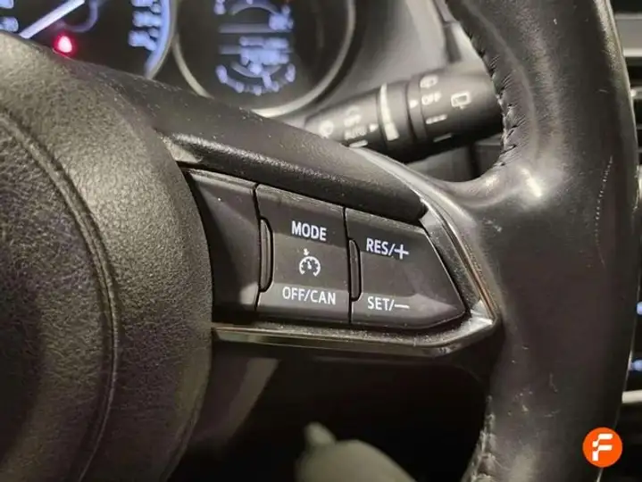 Mazda 2017, foto 13