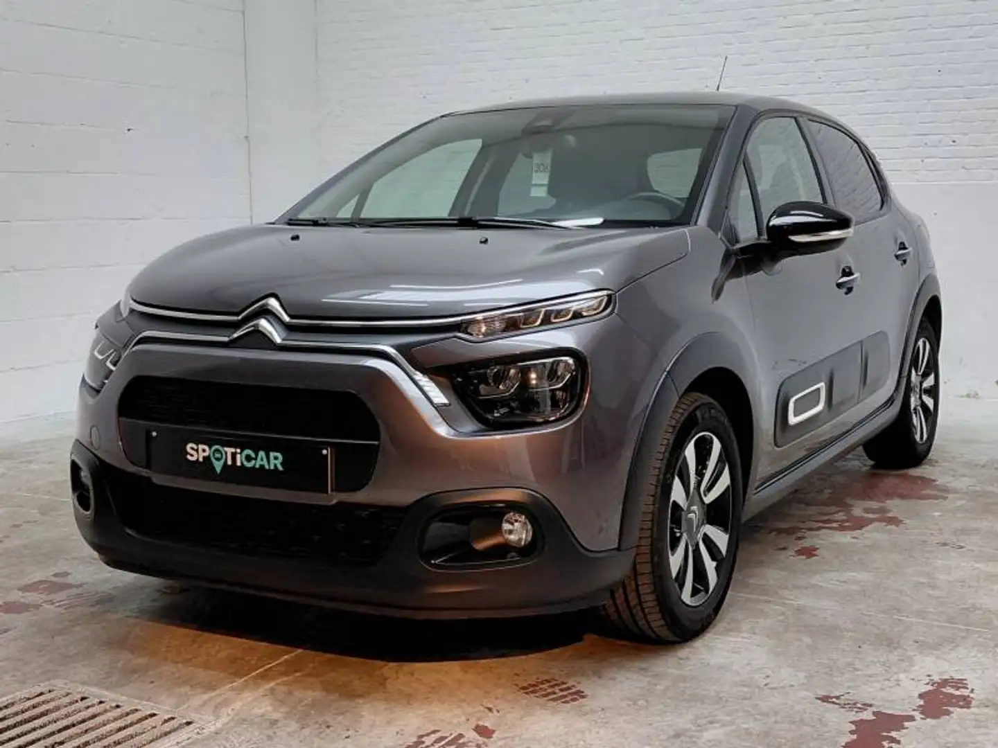 Citroen C3 3 1.2 PureTech 83 S&S MAN MAX Grijs - 2
