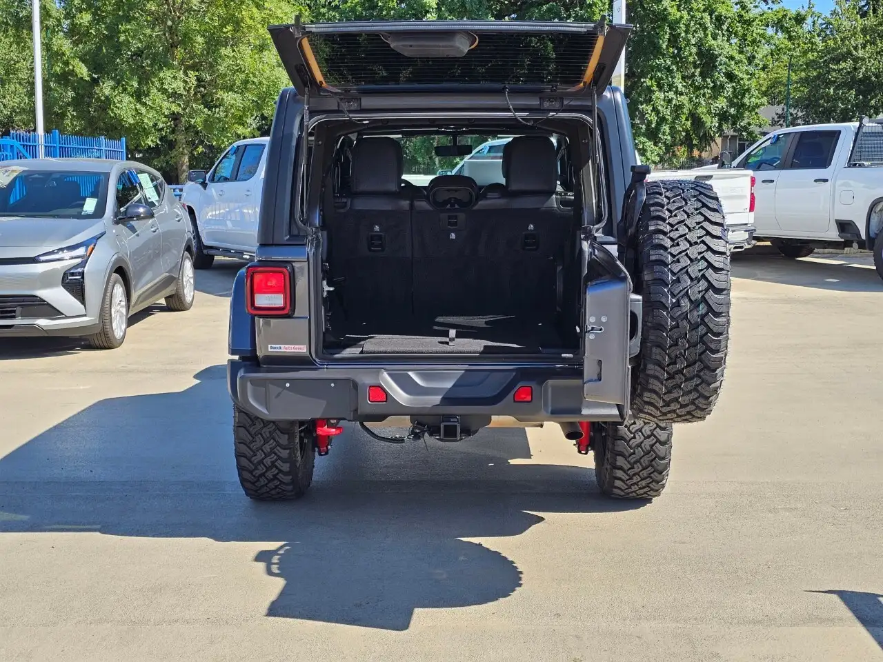 Jeep Wrangler photo Jeep Wrangler