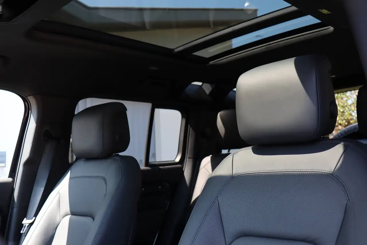 Land Rover Defender 110 P300e X-Dynamic HSE NP: !! TOPAANBOD !!, миниатюра 16