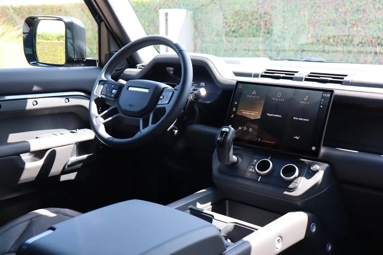 Land Rover Defender 110 P300e X-Dynamic HSE NP: !! TOPAANBOD !!, миниатюра 6