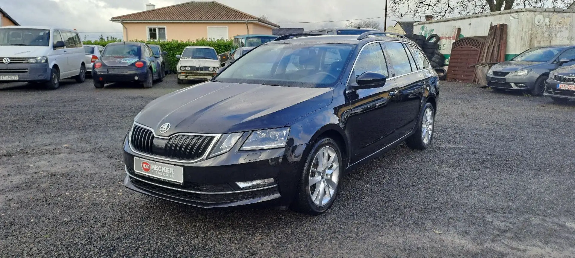 Skoda Octavia 1,5TSI Combi Style Schwarz - 1