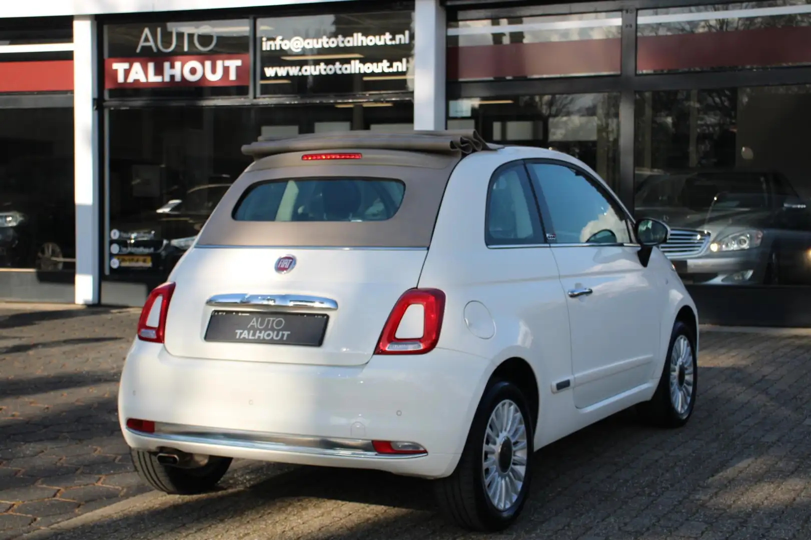 Fiat 500 1.2 Lounge - CABRIO, AIRCO, BLUETOOTH, CREME DAK, Blanc - 1