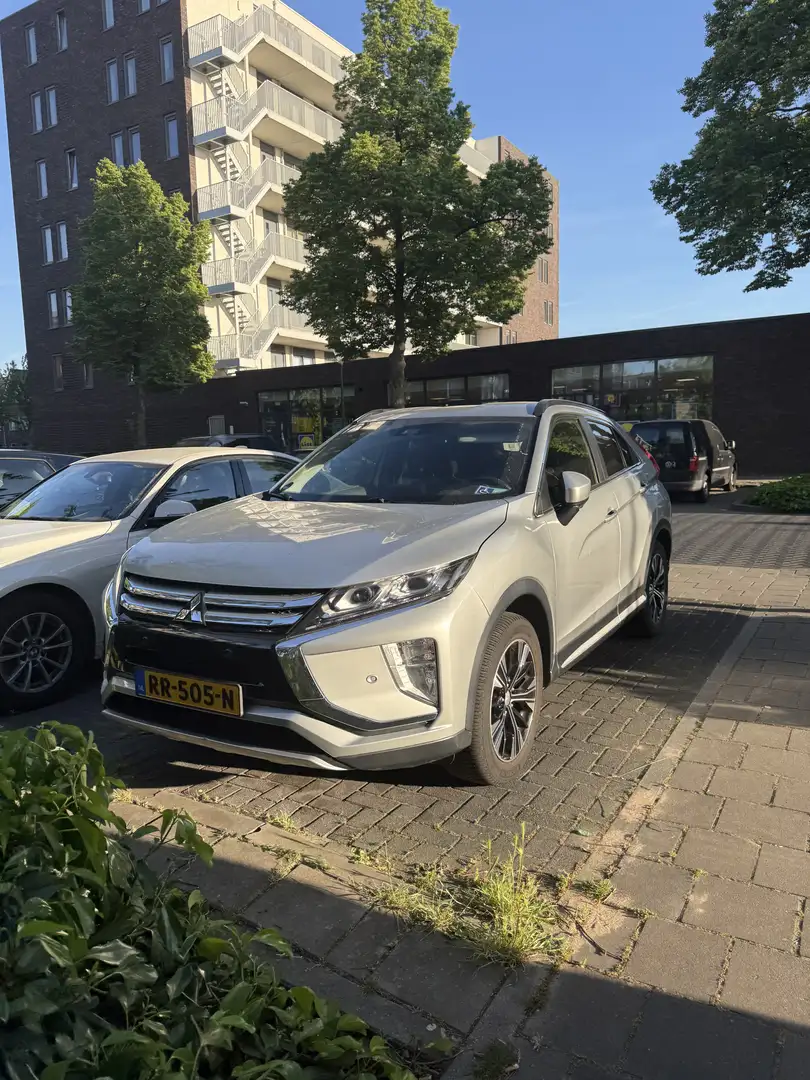 Mitsubishi Eclipse Cross 1.5 T-MIVEC ClearTec CVT 2WD Plus - 1