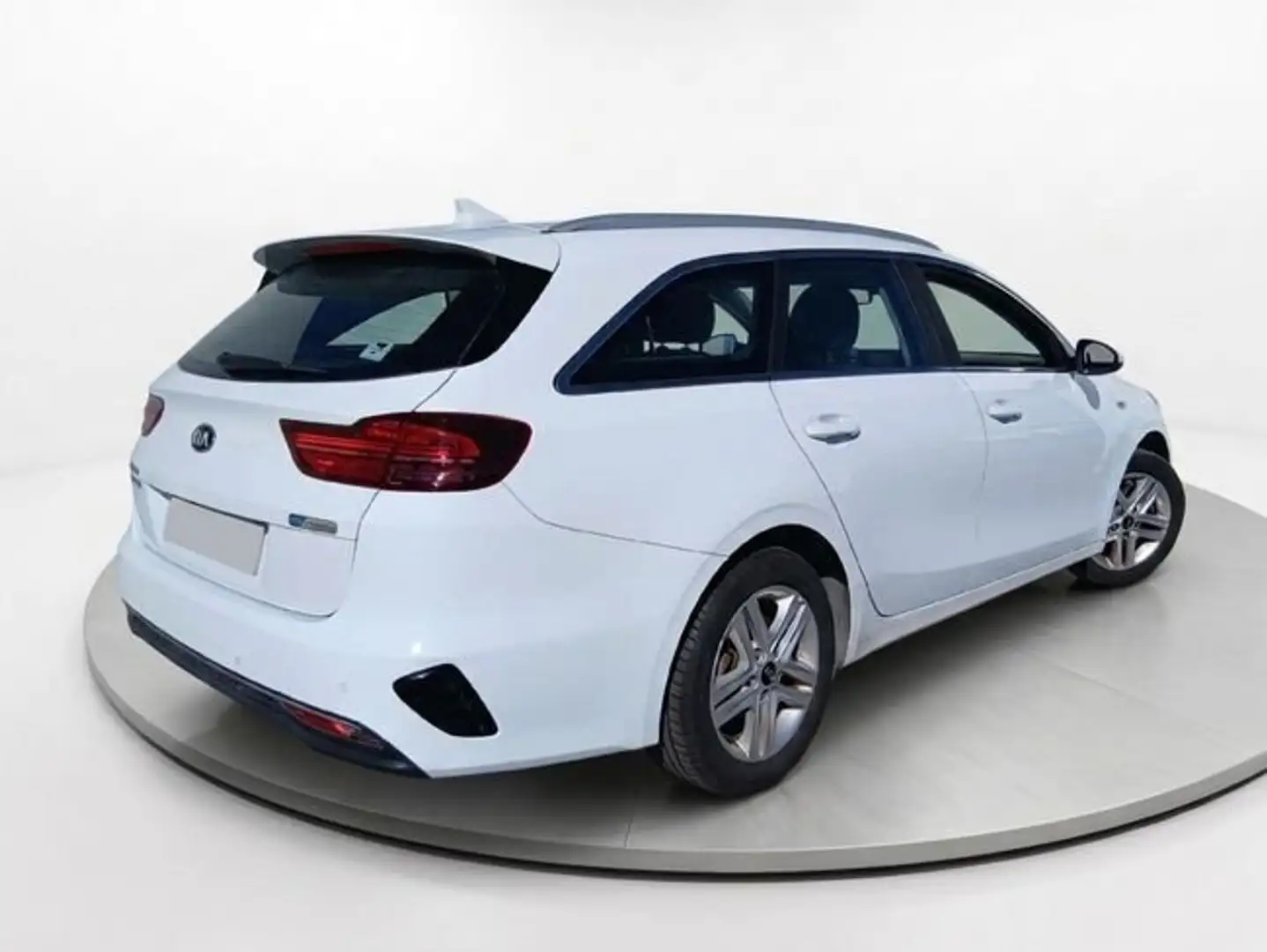 Kia Tourer 1.6 MHEV iMT 100kW Drive Blanco - 2