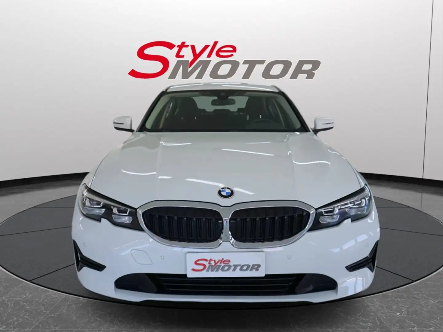 BMW 318 d Business Advantage aut.Ufficiale Bmw Uniprop. Bianco - 1