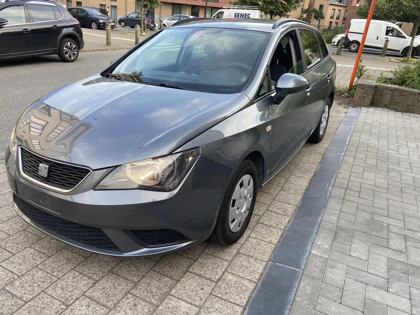 SEAT Ibiza ST 1.2 CR TDi 4Kids - 1