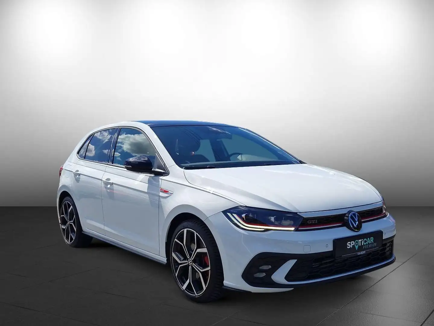Volkswagen Polo GTI 2.0 TSI*NAVI*SHZ*RFK*uvm White - 2