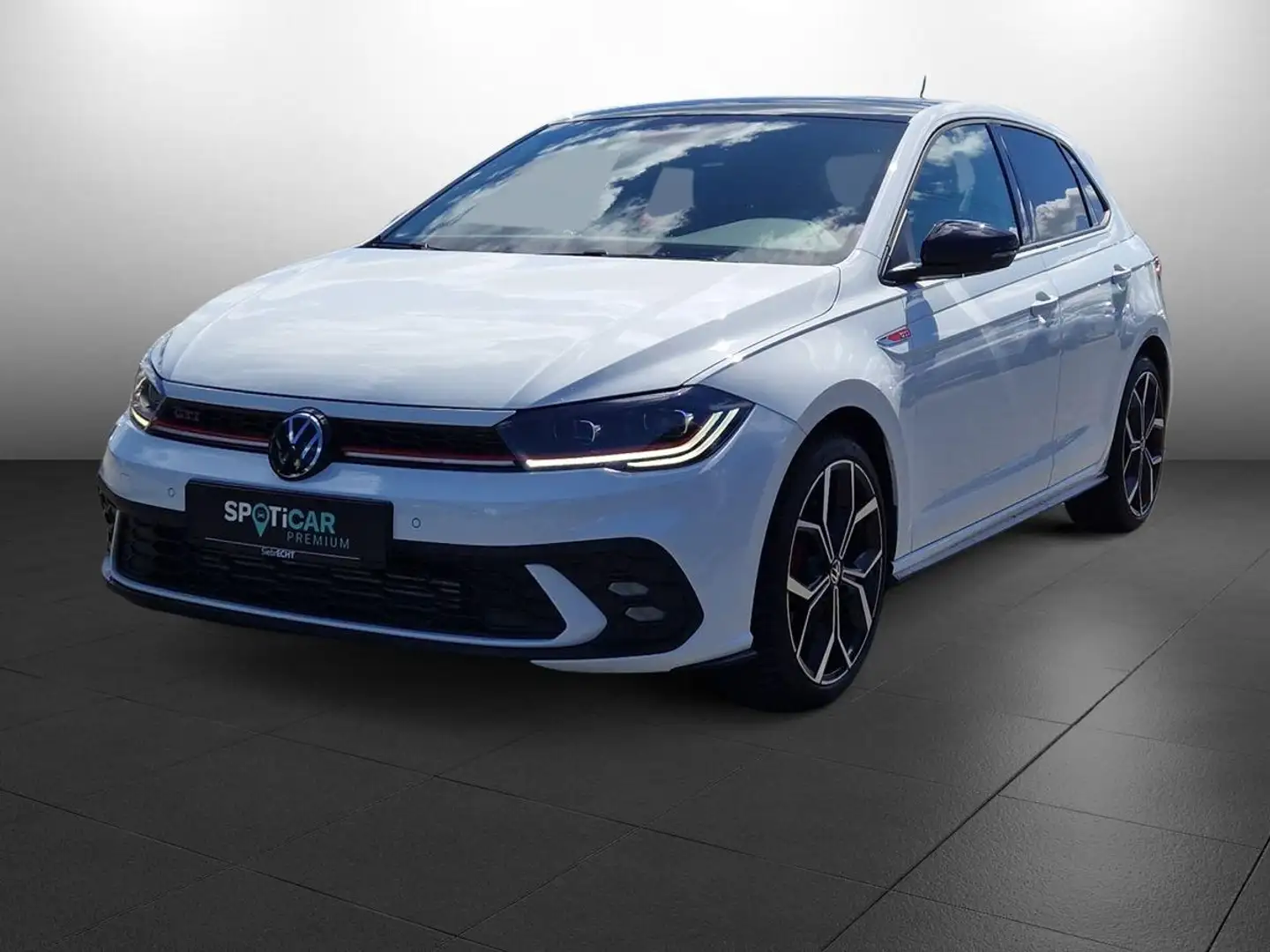 Volkswagen Polo GTI 2.0 TSI*NAVI*SHZ*RFK*uvm White - 1