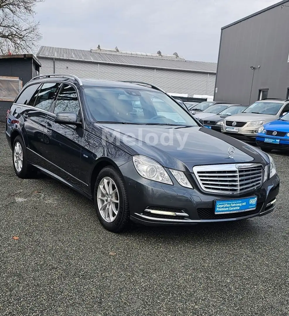 Mercedes-Benz E 220 CDI*AUTOMATIK*ELEGANCE*Voll Scheckheft* Grau - 1