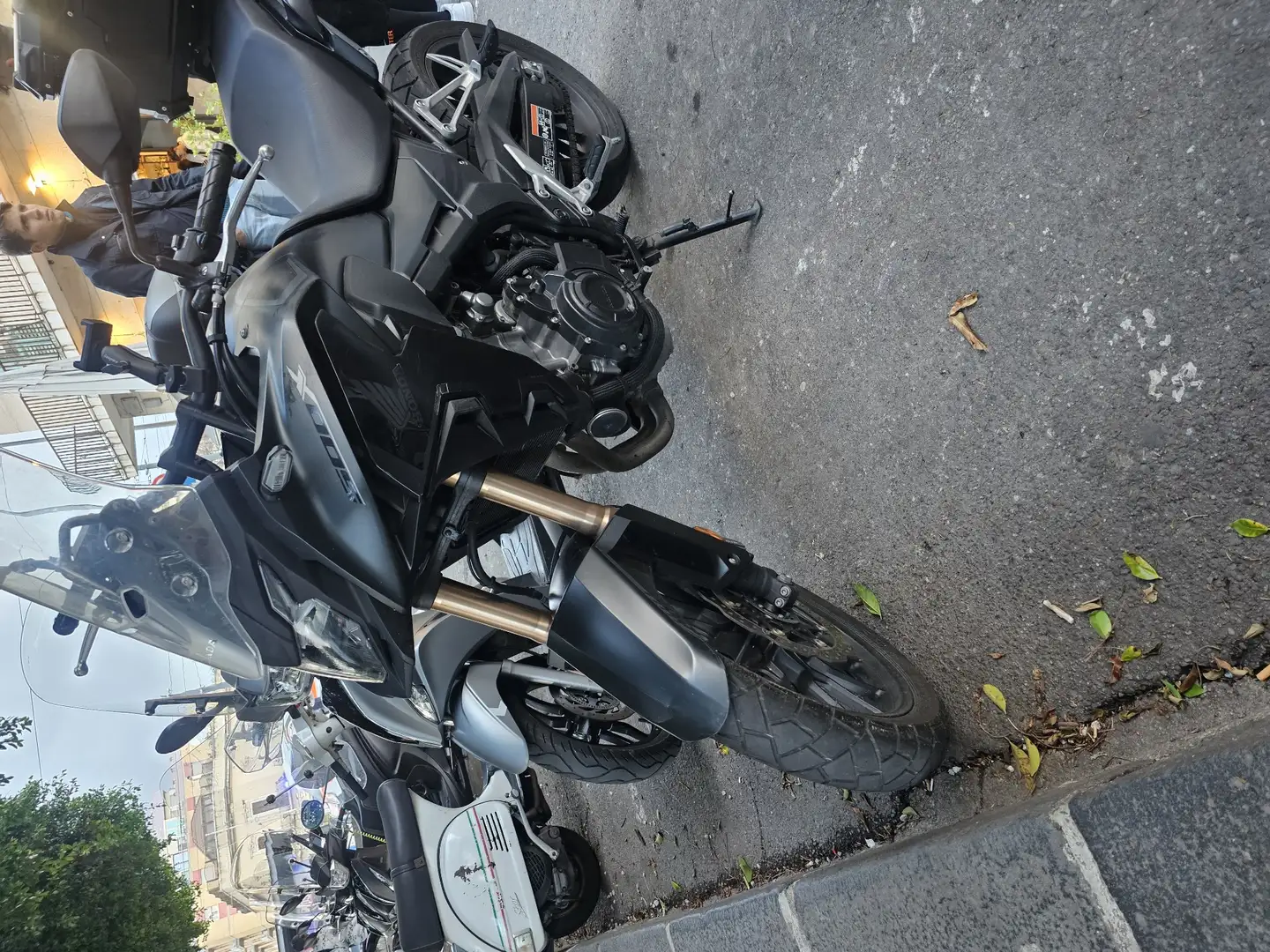 Honda CBX 500 Schwarz - 2