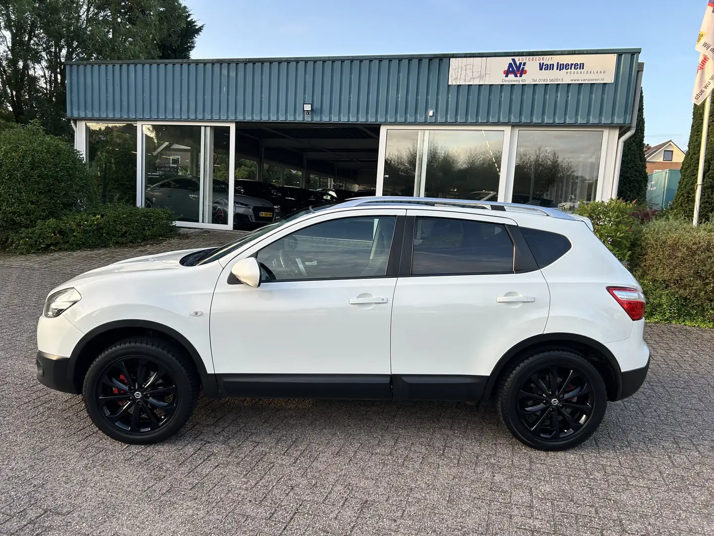Nissan Qashqai 2.0 Connect Edition Wit - 2