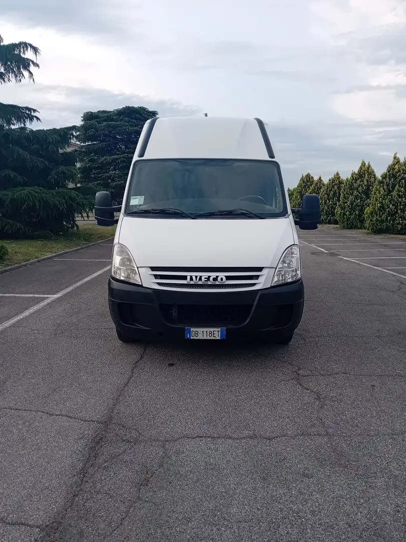 Iveco Daily 35C15 3.0 Beyaz - 2