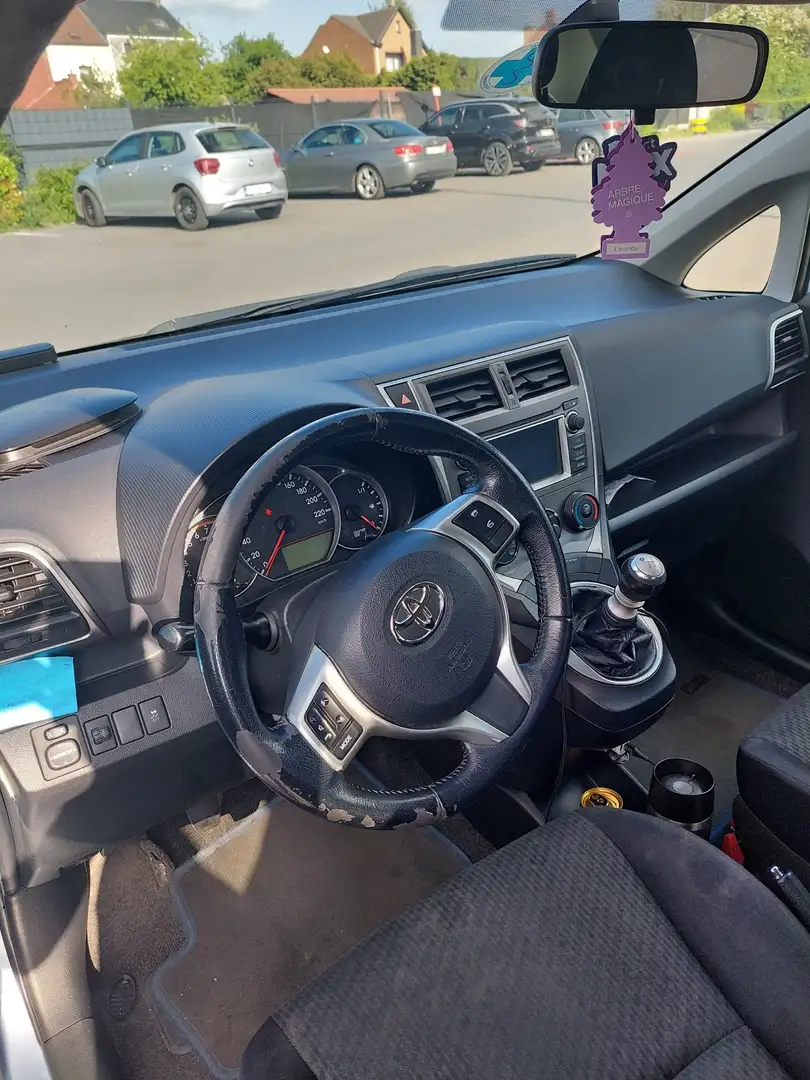 Toyota Verso-S Verso S 1.33 VVT-i Luna - 2