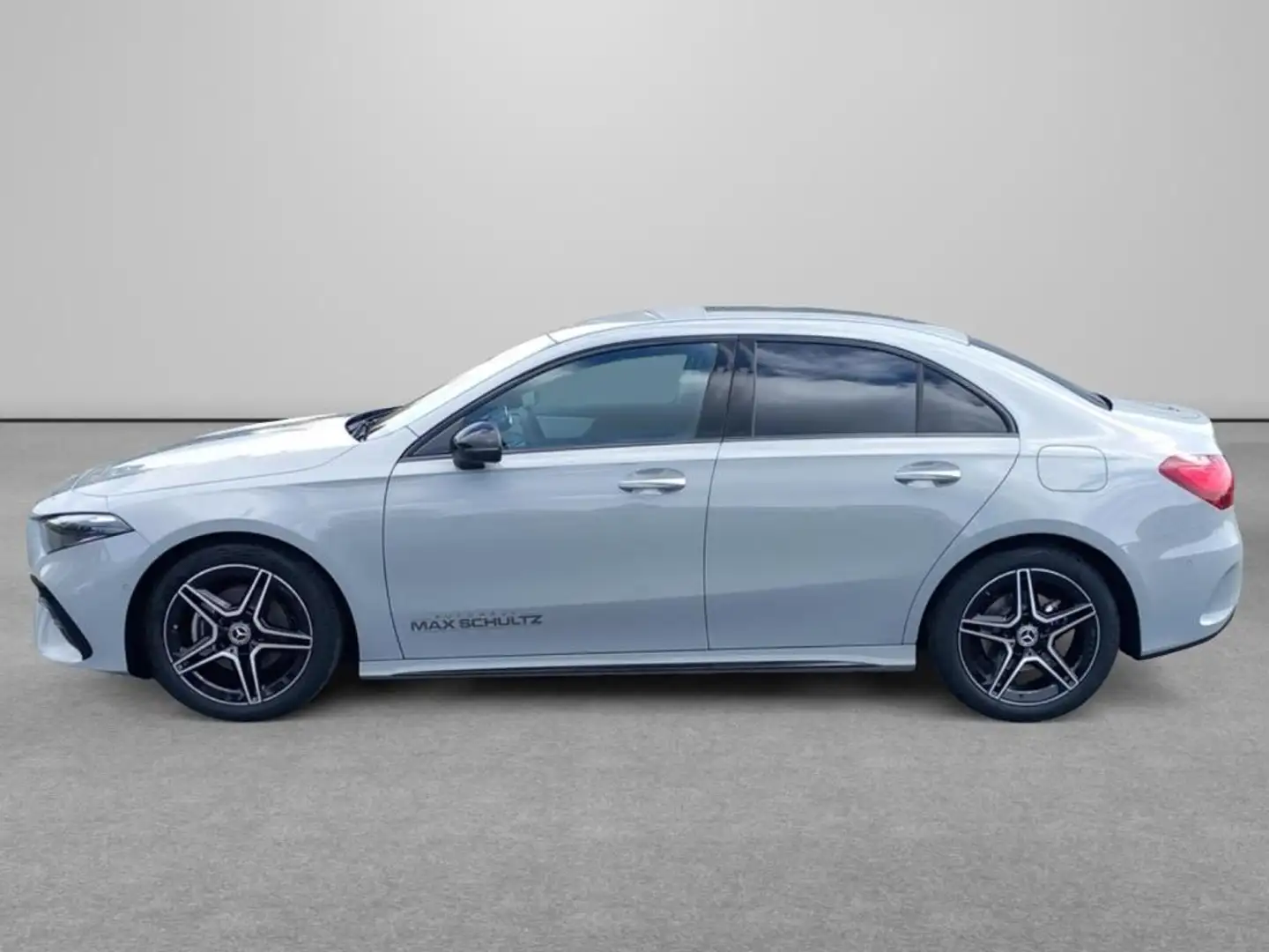 Mercedes-Benz A 200 Limo AMG*Night*LED*KeylessGo*AHK*PDC*RFK Gris - 2