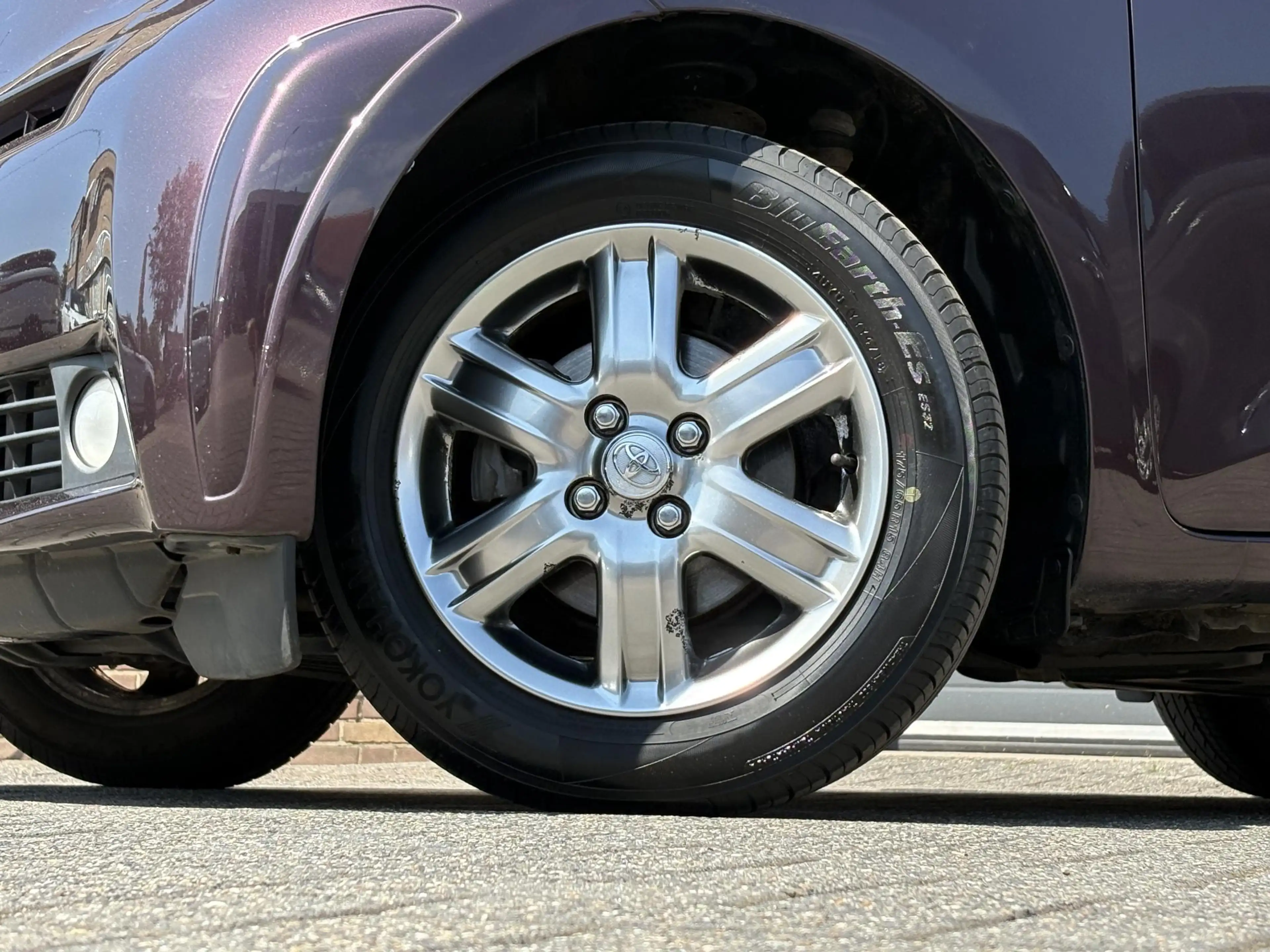 Toyota iQ 1.0 VVTi Aspiration — photo 6