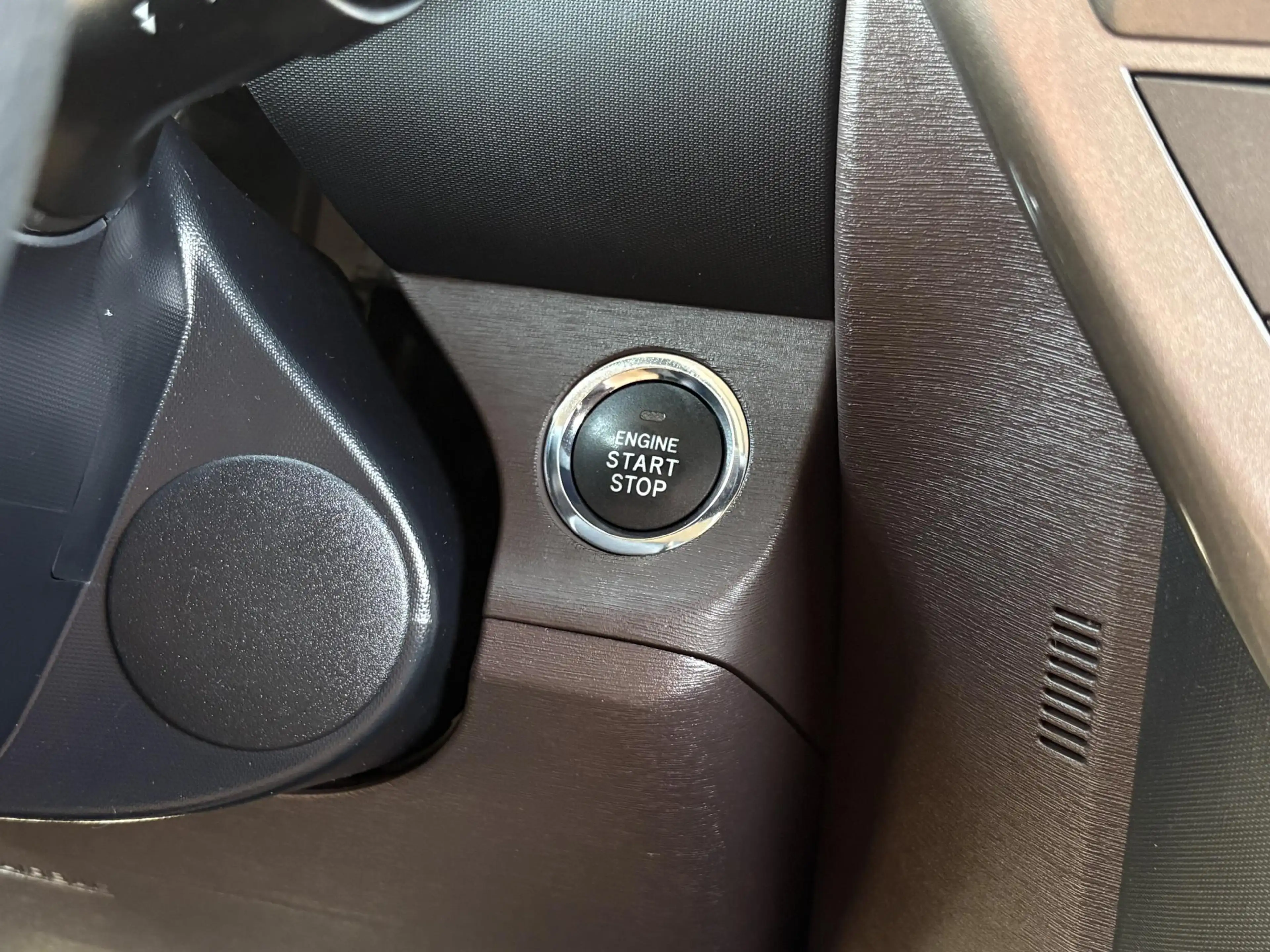 Toyota iQ 1.0 VVTi Aspiration — photo 20