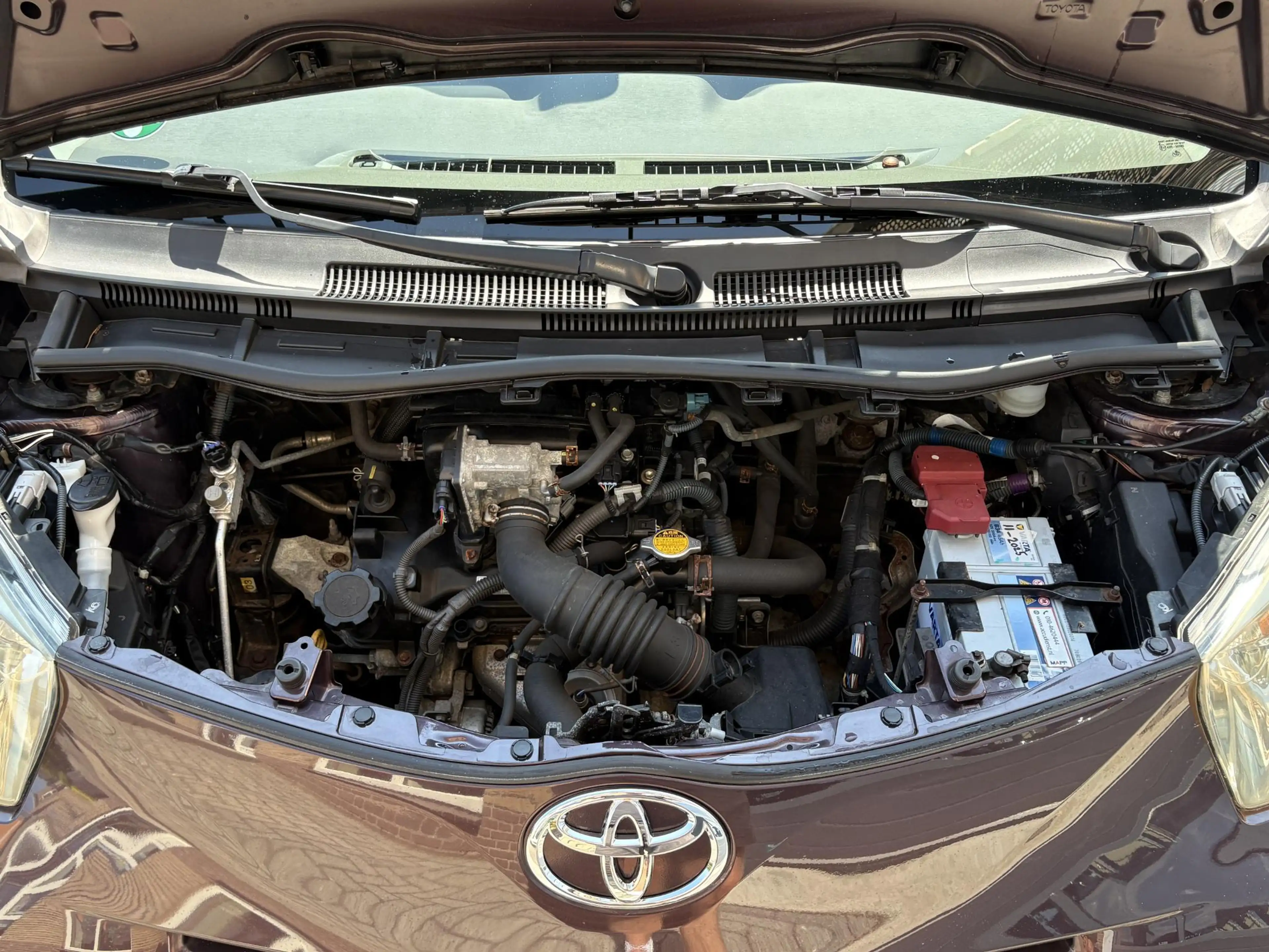 Toyota iQ 1.0 VVTi Aspiration — photo 42