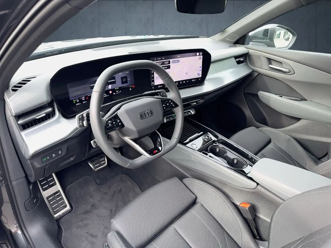 Audi Q3 e-hybrid 200 kW S tron ic 9