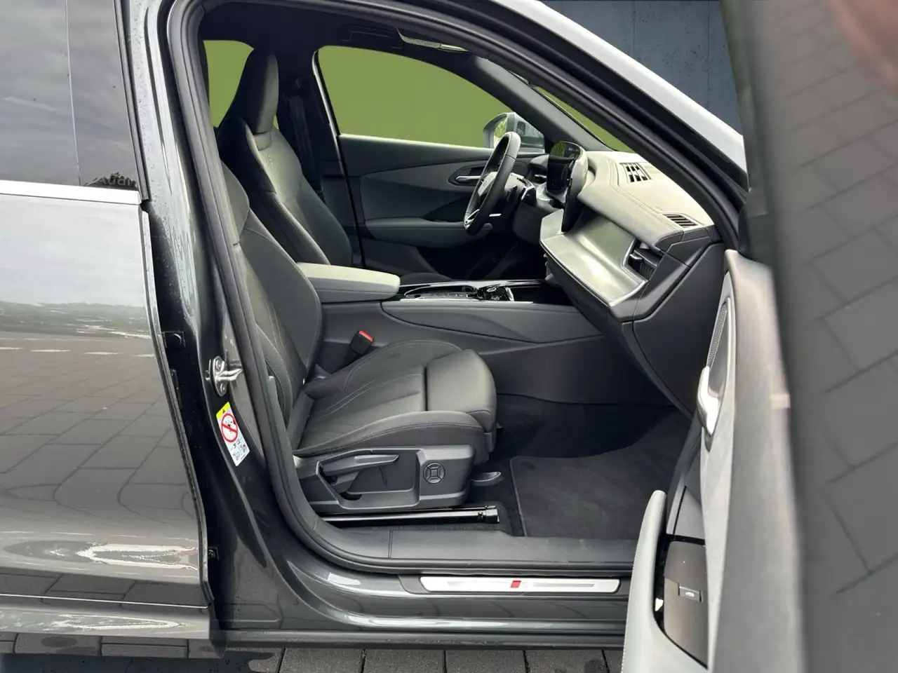 Audi Q3 e-hybrid 200 kW S tron ic 15